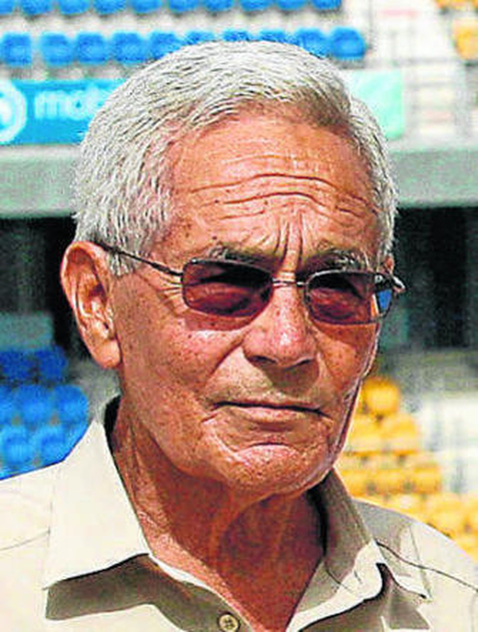 José Llamas Reinado.