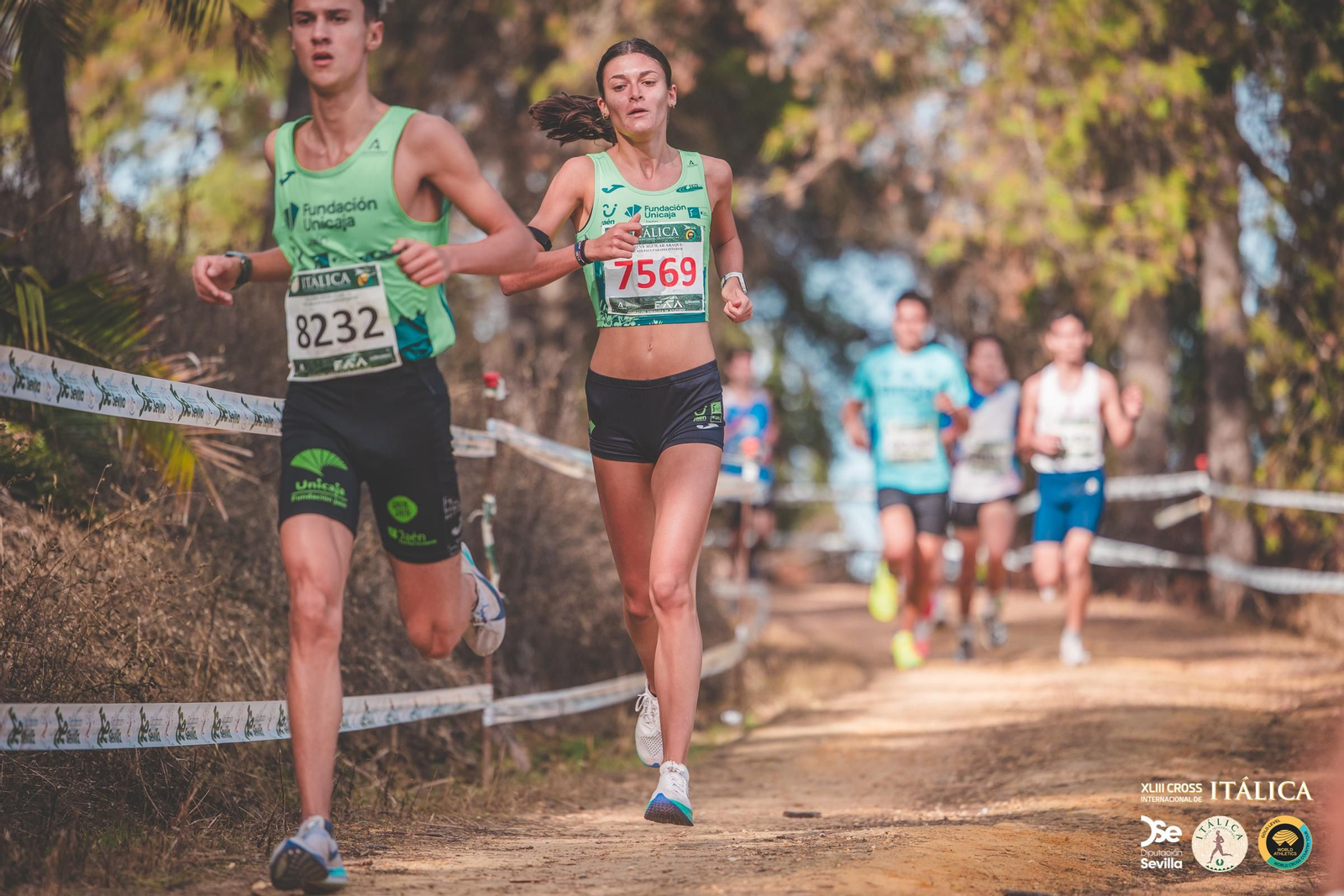 Búscate en las fotos del Cross de Itálica 2025 | 5