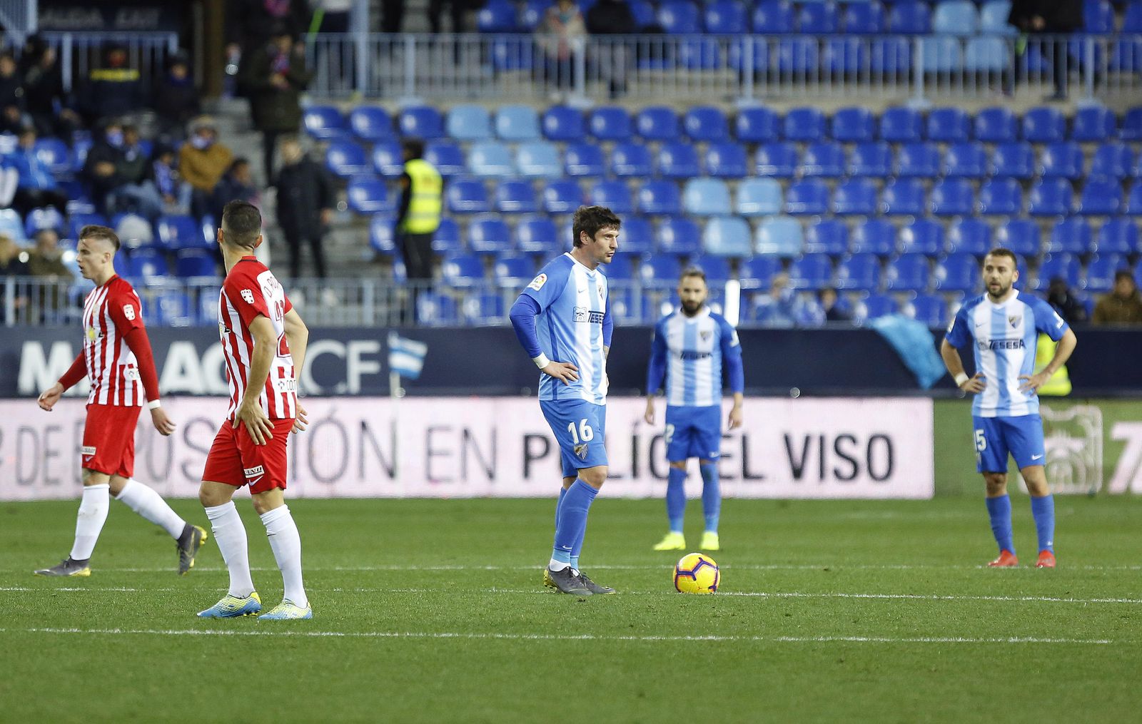 Las imágenes del Málaga-Almería.