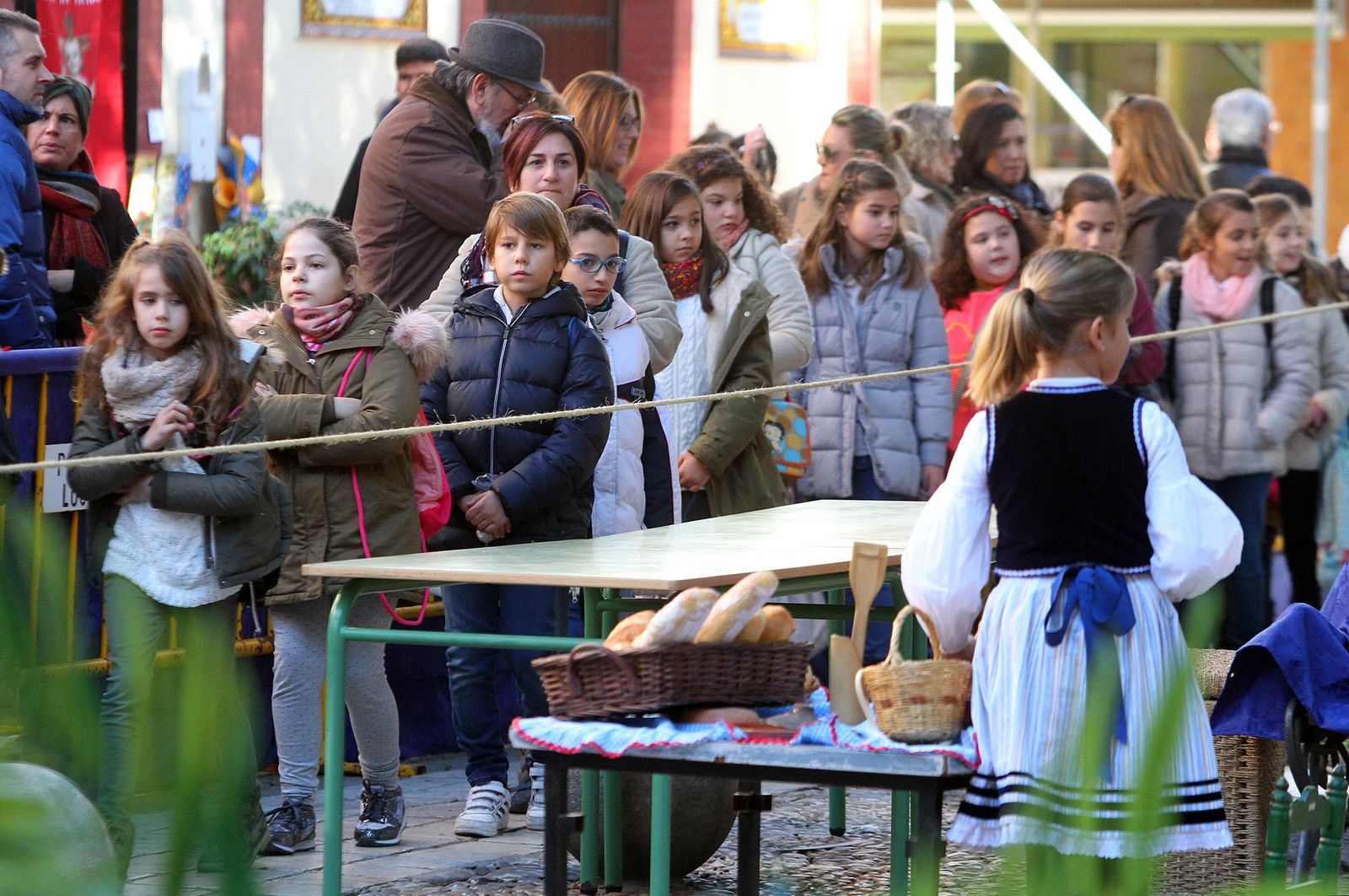 Imágenes del Belén viviente del Colegio María Inmaculada.