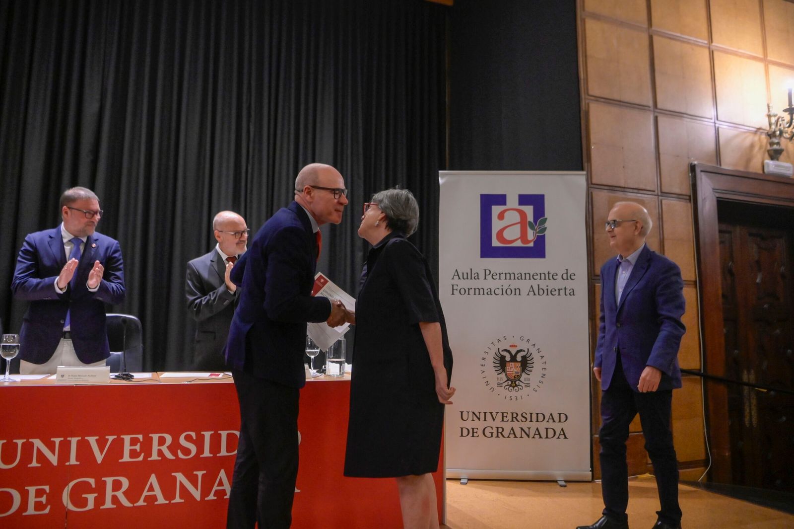 Fin de curso y graduación del Aula Permanente de Formación Abierta de la Universidad de Granada