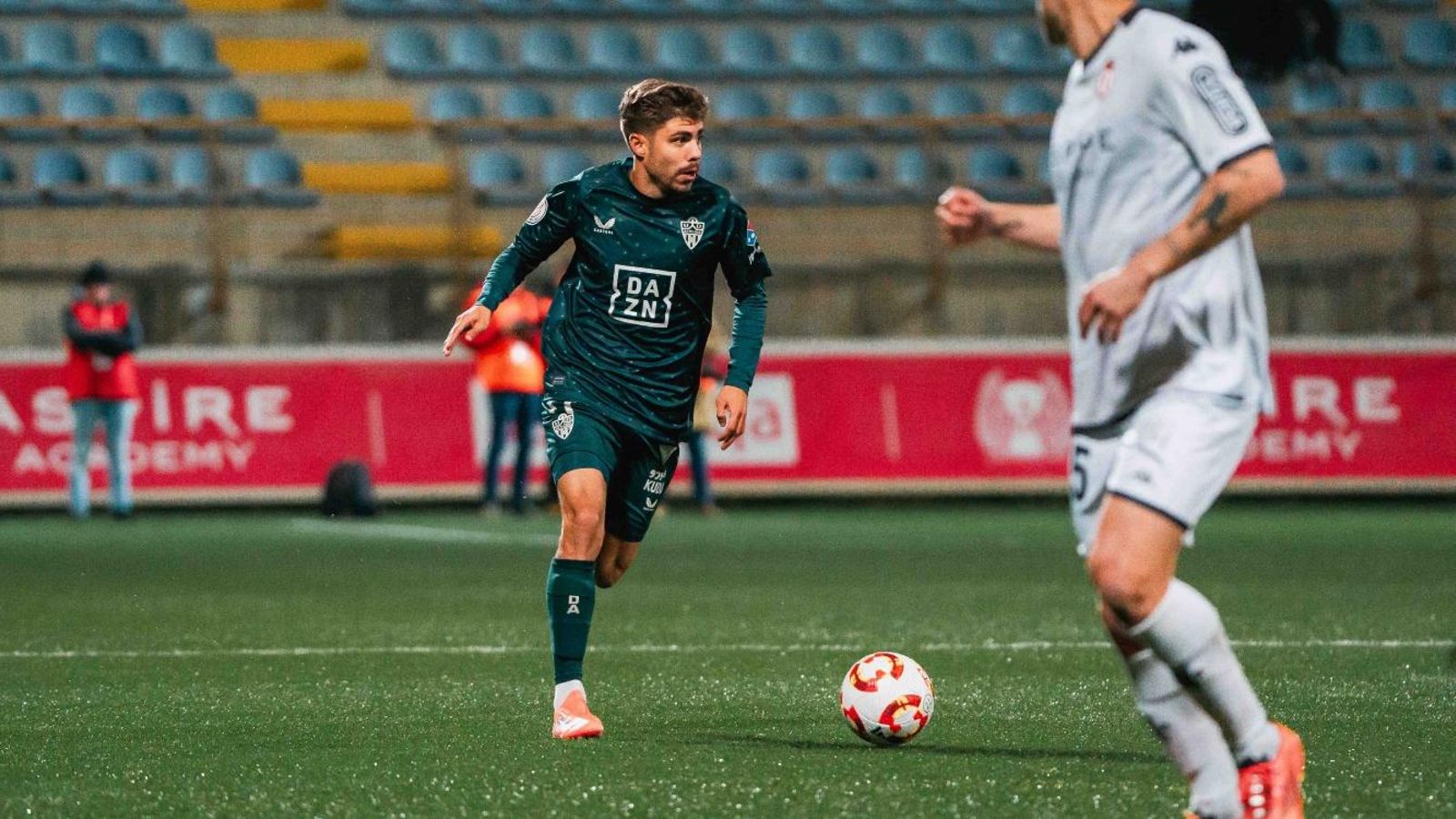 Pozo avanza sin oposición en el duelo copero en el Reino de León.