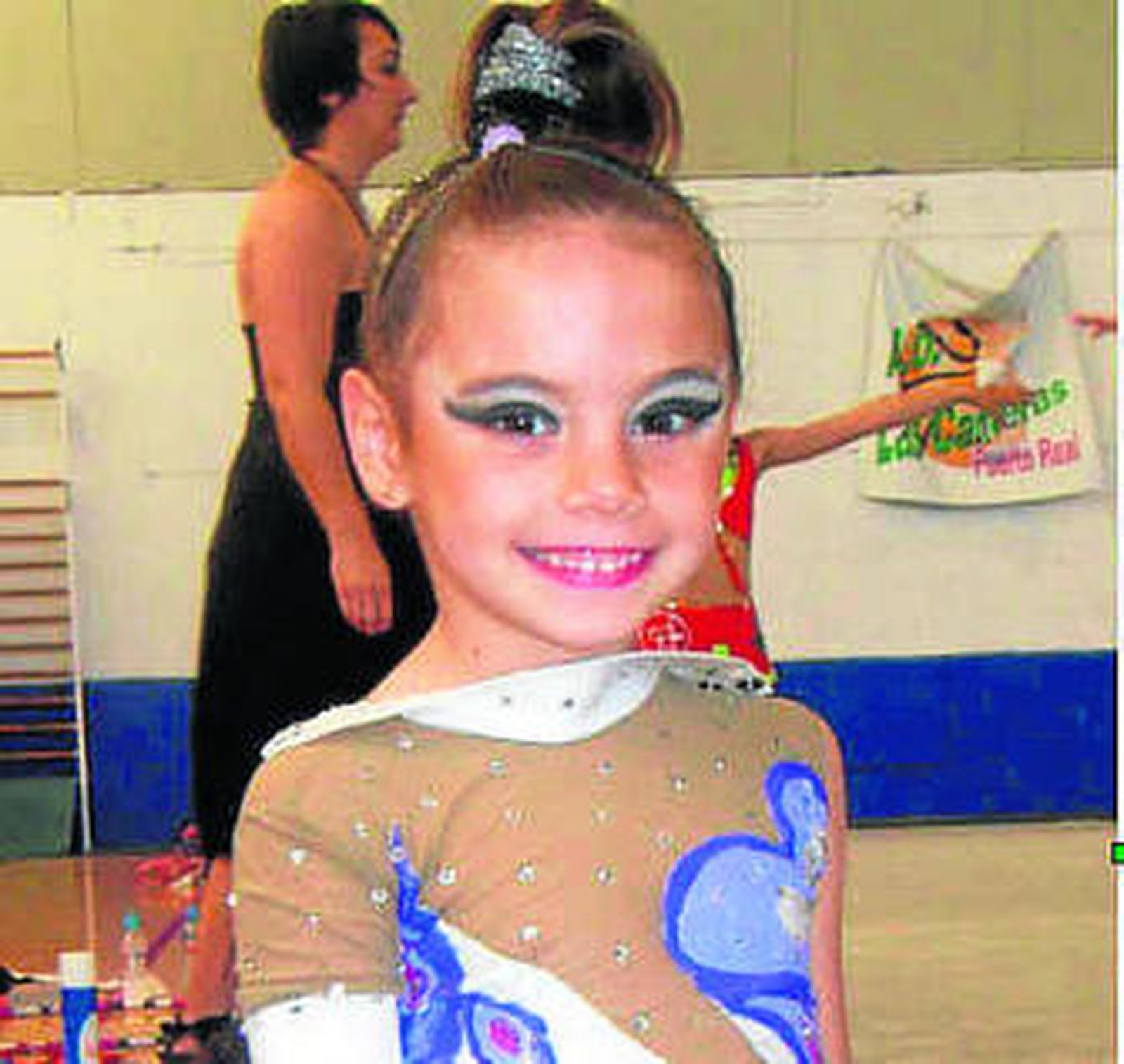 Paula Rodríguez Parada tras proclamarse campeona provincial.