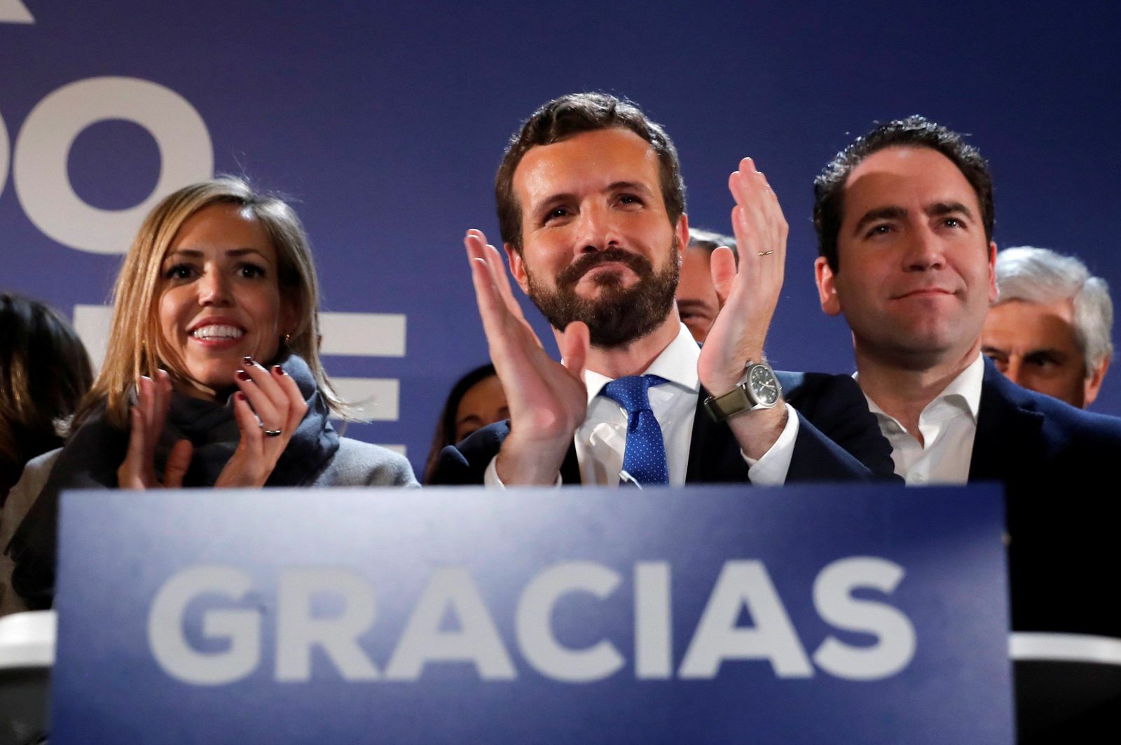 Pablo Casado tras conocer los resultados de la noche electoral.