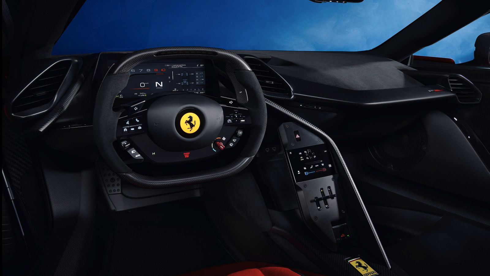 La arquitectura del F80 es tan extrema que el diseño elegido da como resultado un habitáculo más estrecho con una disposición centrada en el conductor.