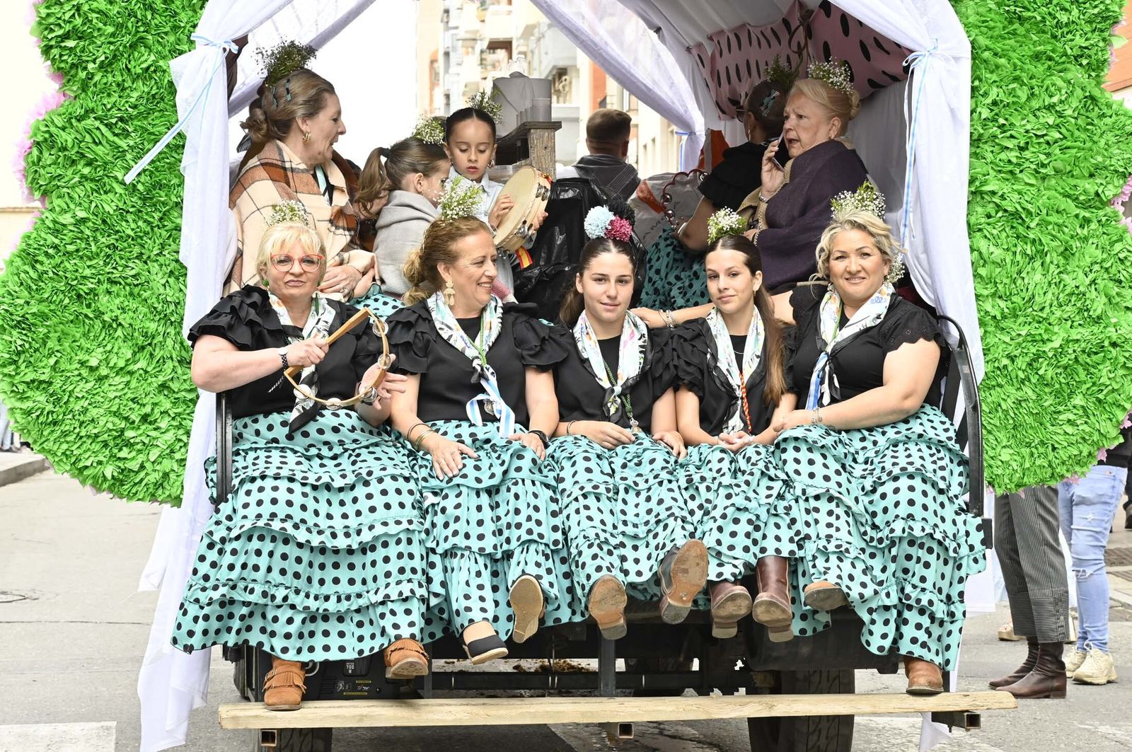 Imágenes de los carros de la Hermandad del Rocío de Huelva