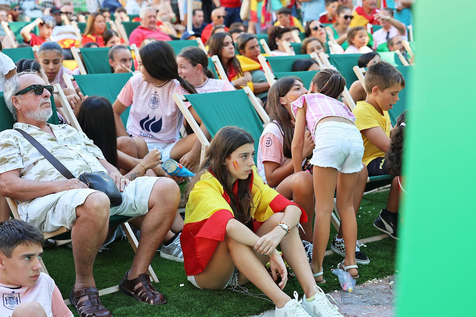 Imágenes de la Fan zone en Huelva de la Final de la Eurocopa entre Inglaterra y España Imágenes de la Fan zone en Huelva de la Final de la Eurocopa entre Inglaterra y España