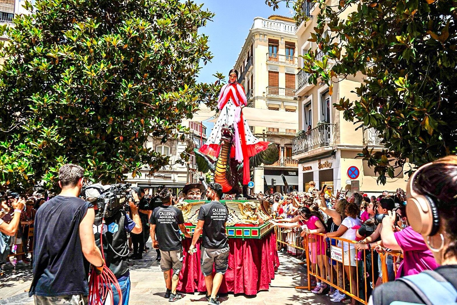 Las mejores fotos de La Tarasca de Granada 2024
