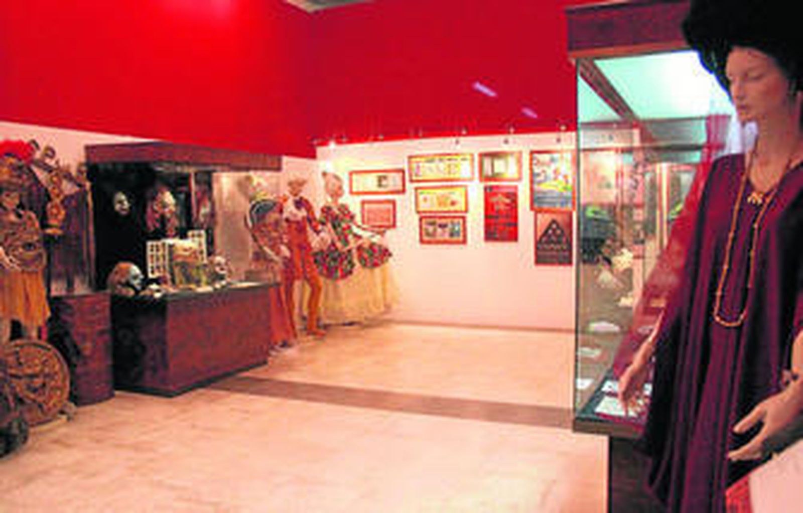 Imagen de la muestra 'La plástica en el teatro'.