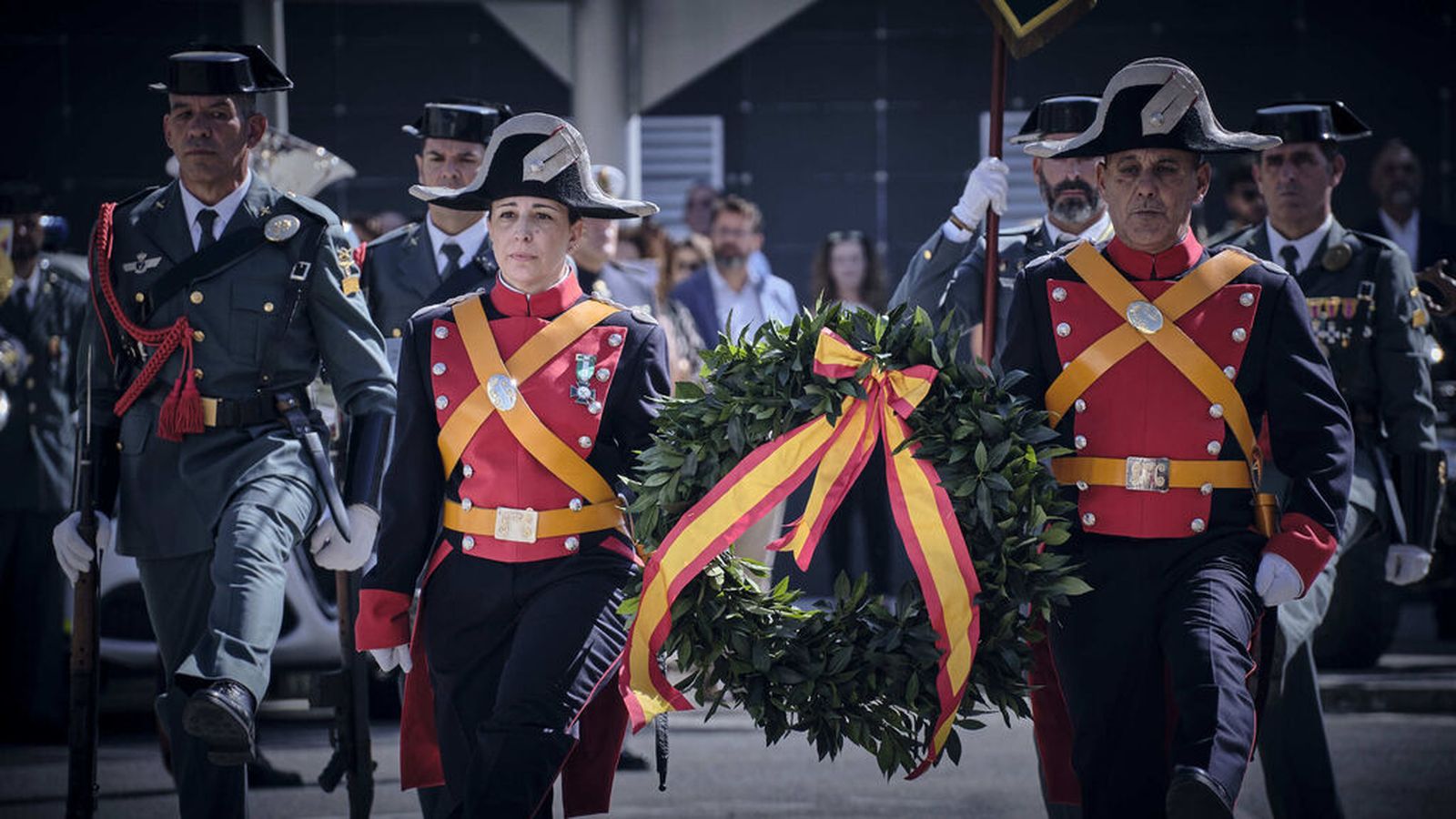 julio gonzález Un momento del homenaje a los caídos durante la celebración de la Patrona de la Guardia Civil.