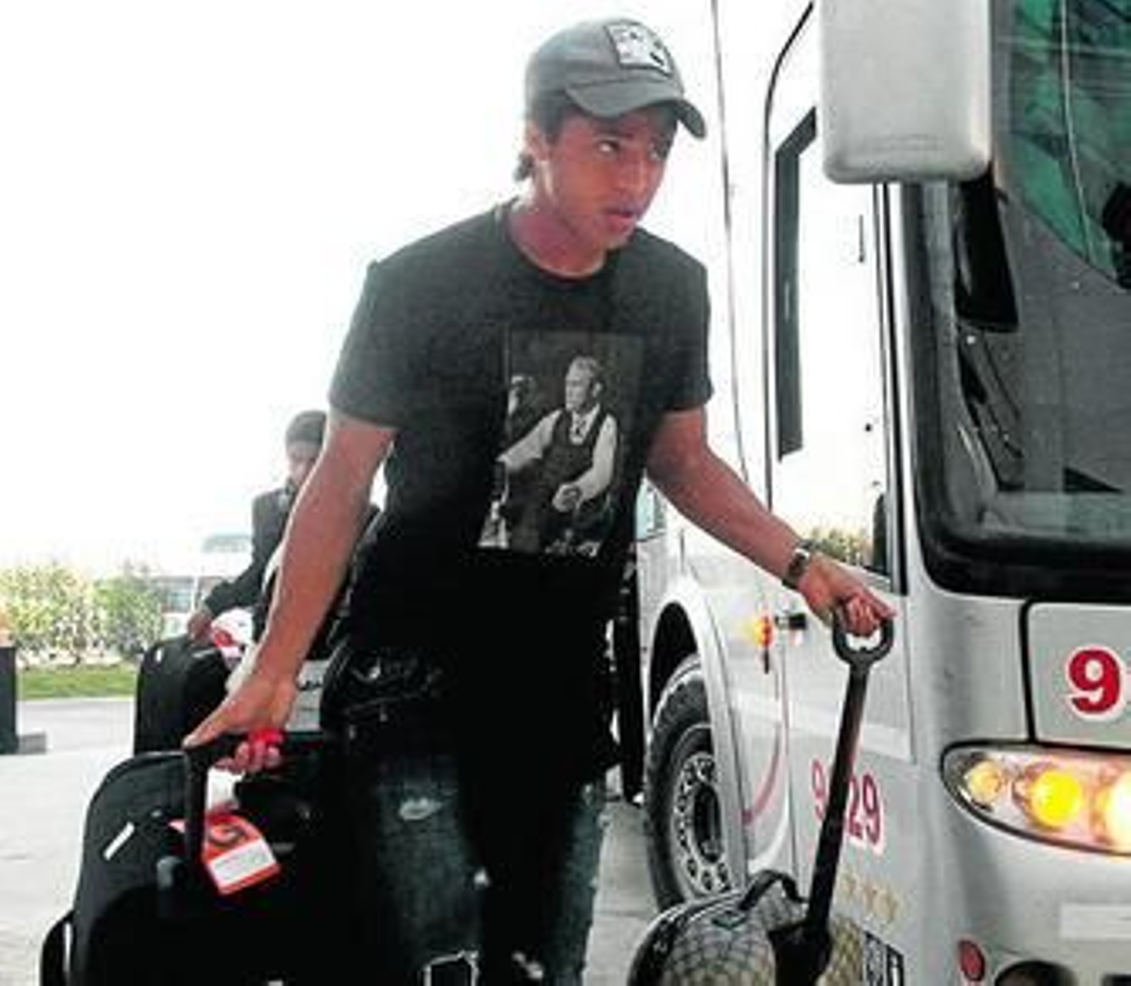 Giovani, con rostro serio, en el reciente viaje de México a Estados Unidos.