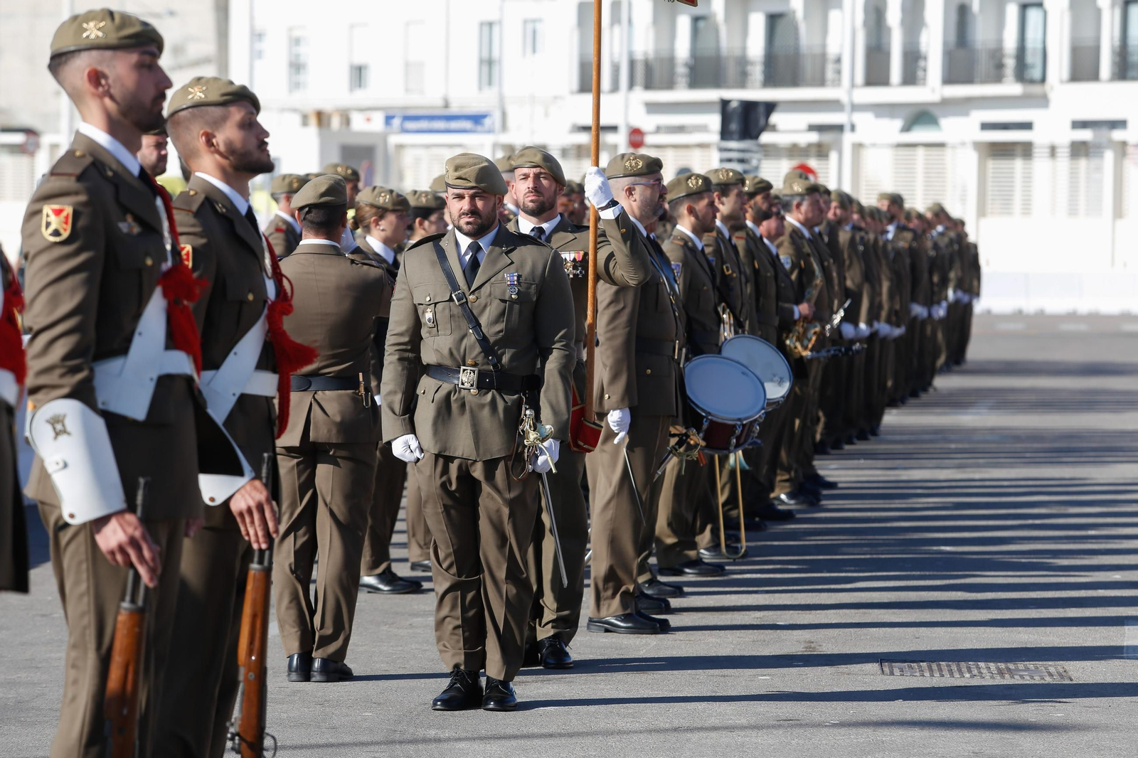 Las fotos de la jura de bandera civil en Tarifa