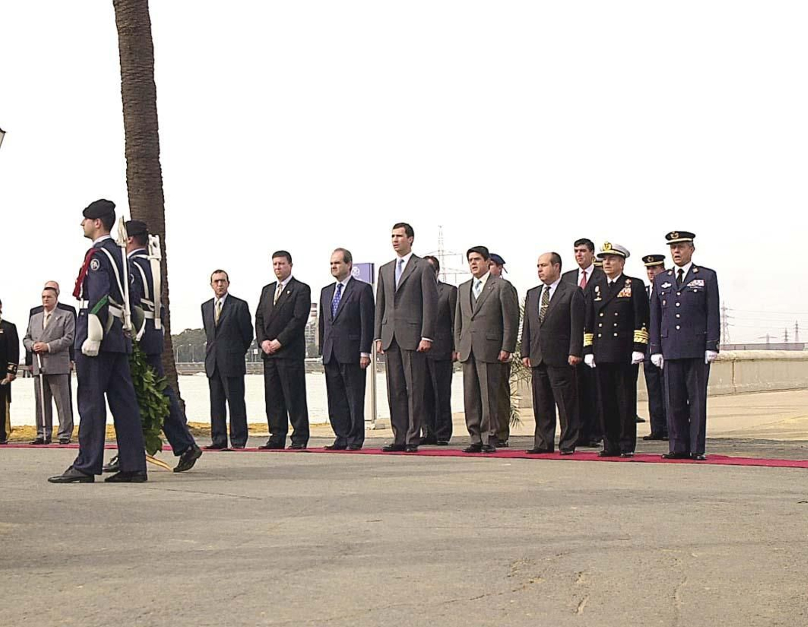 Felipe VI en Palos de la Frontera: cuando aún era príncipe y se celebraba el 75º aniversario del Plus Ultra