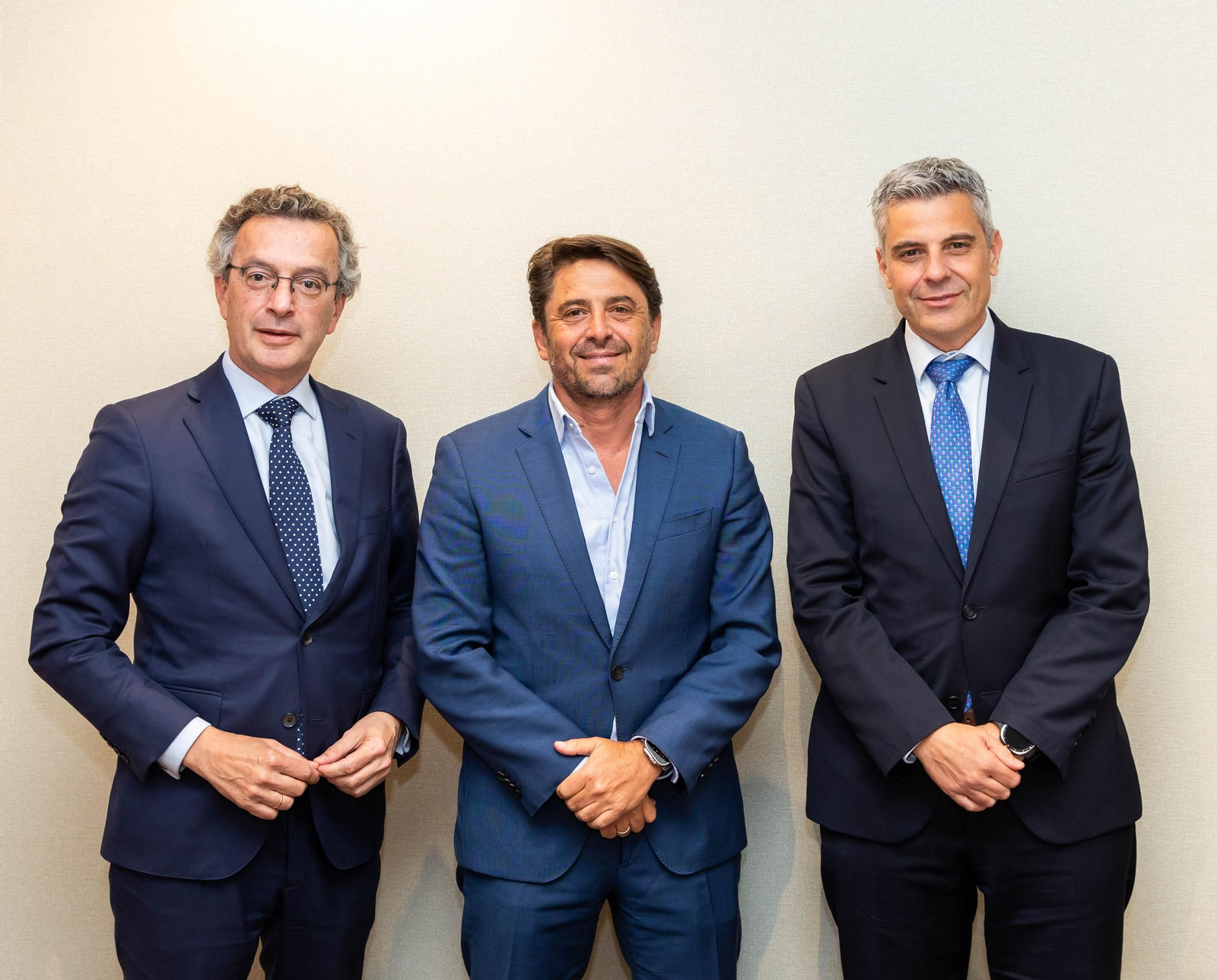 David Rico, director de CaixaBank Hotels & Tourism, Jorge Marichal, presidente de CEHAT y Marc Benhamou, director de CaixaBank Empresas.