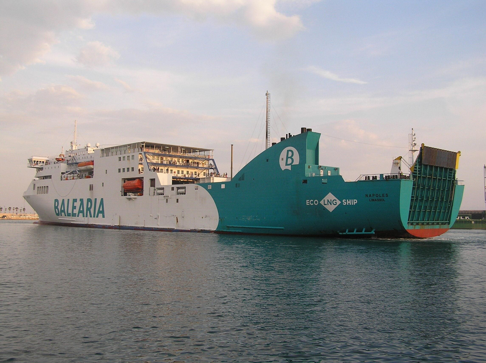 El ferry 'Napoles', donde sucedió la desgracia.