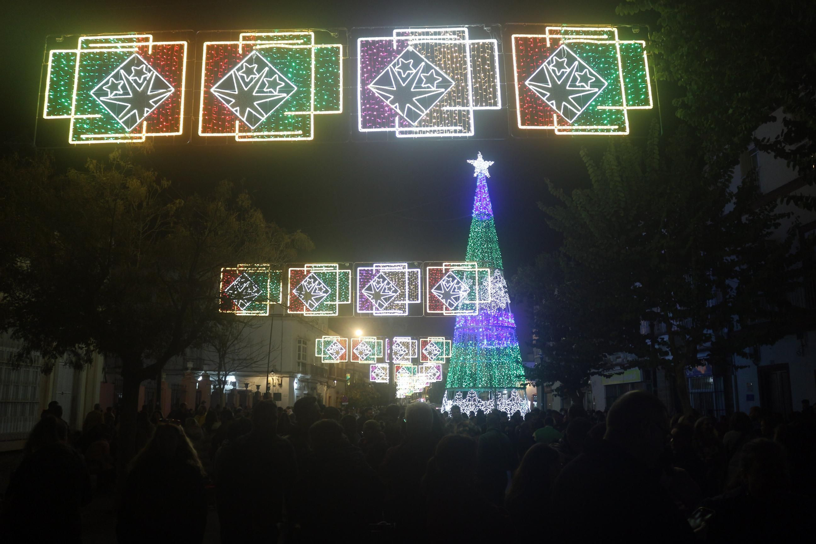 Así se ha recibido a la Navidad en Puerto Real Así se ha recibido a la Navidad en Puerto Real