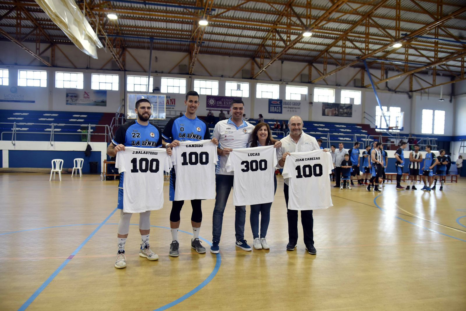 Balastegui, Matoso, Lucas Pérez, la presidente Silvia Pozo y Juan Antonio Cabezas