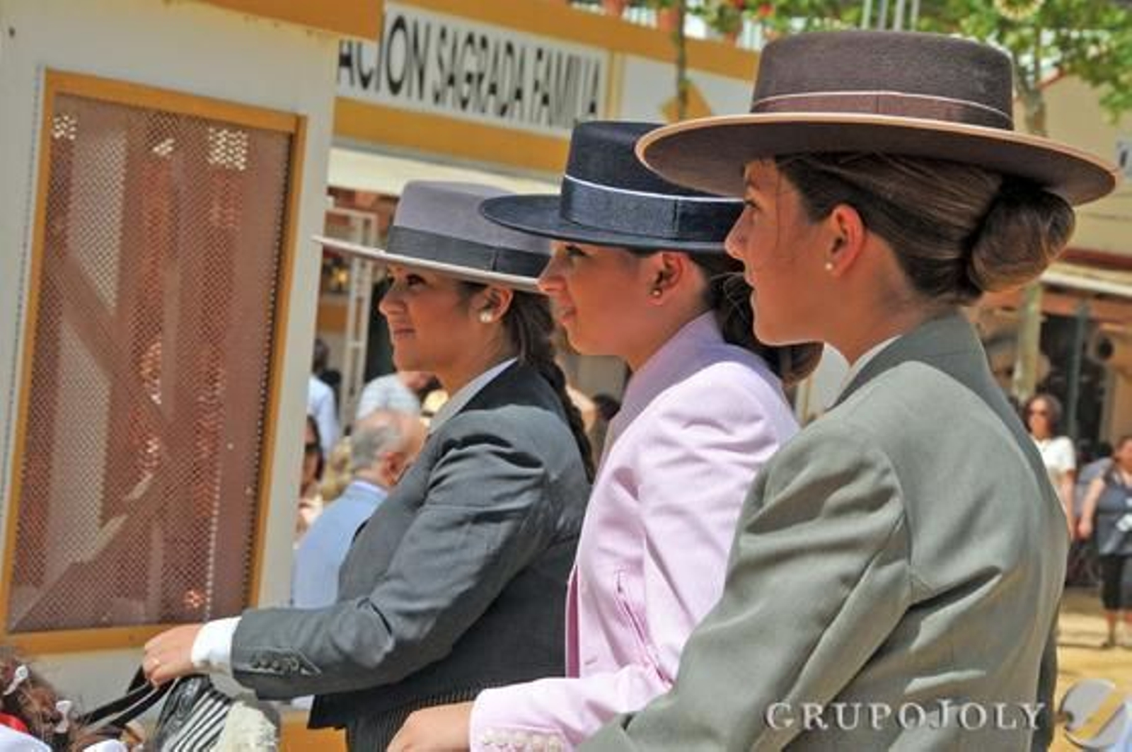 Un trío de caras guapas

Foto: Manuel Aranda
