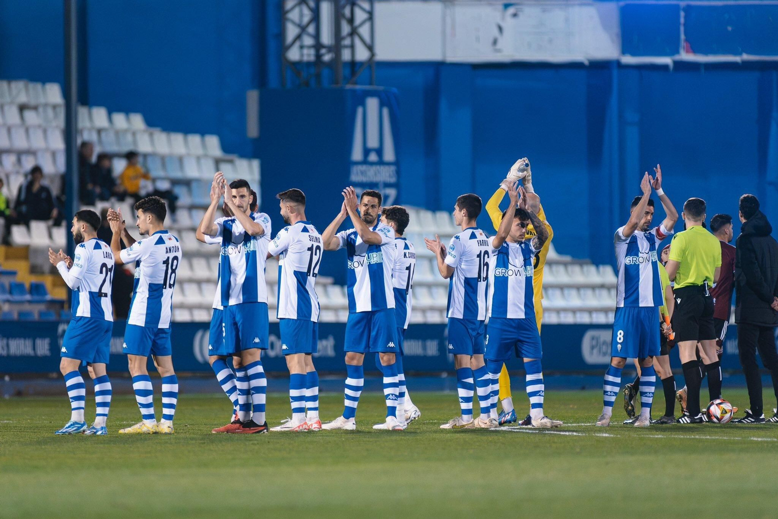 El Alcoyano, la pasada jornada ante su afición.