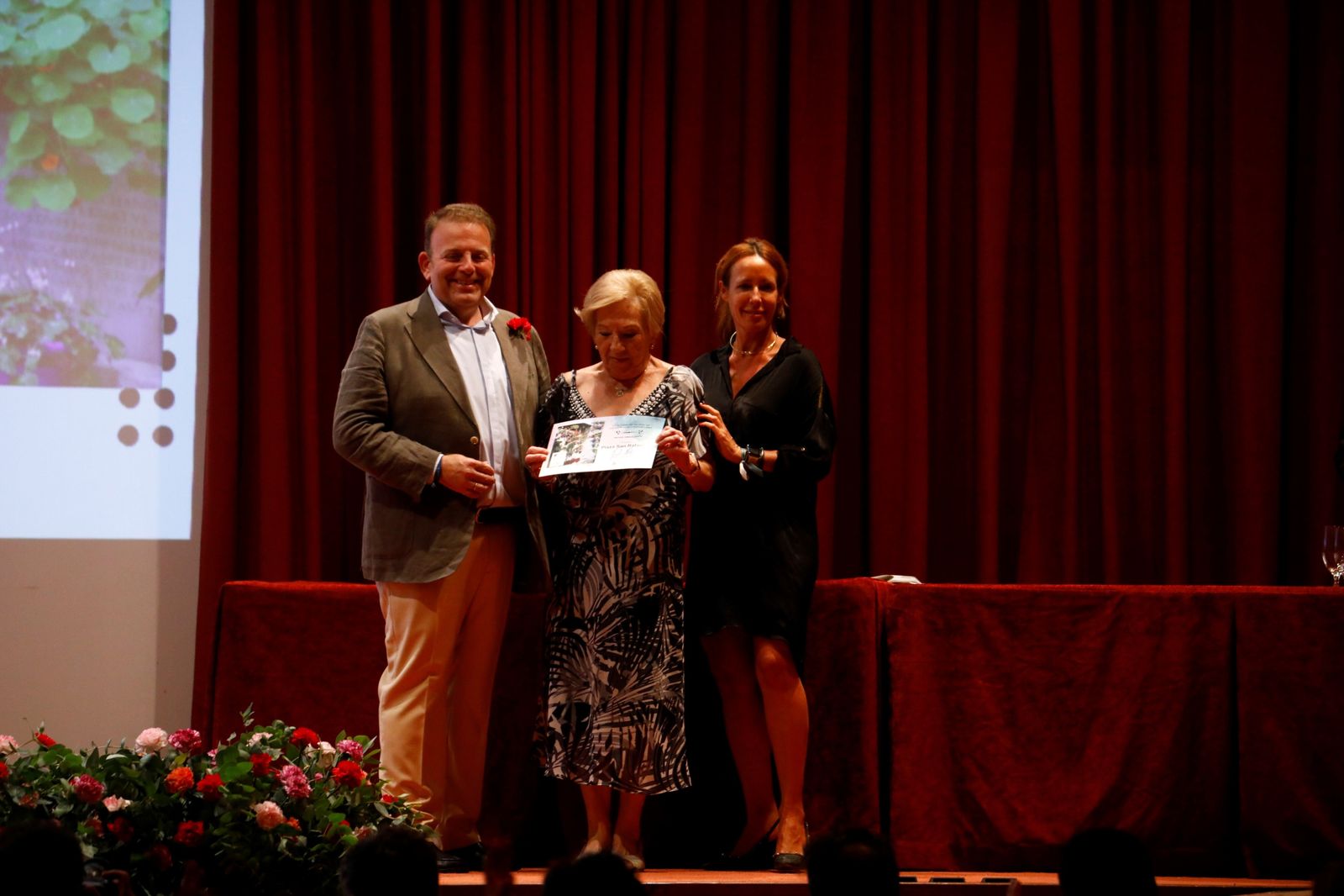 La entrega de premios a los ganadores del Mayo Festivo de Córdoba, en imágenes