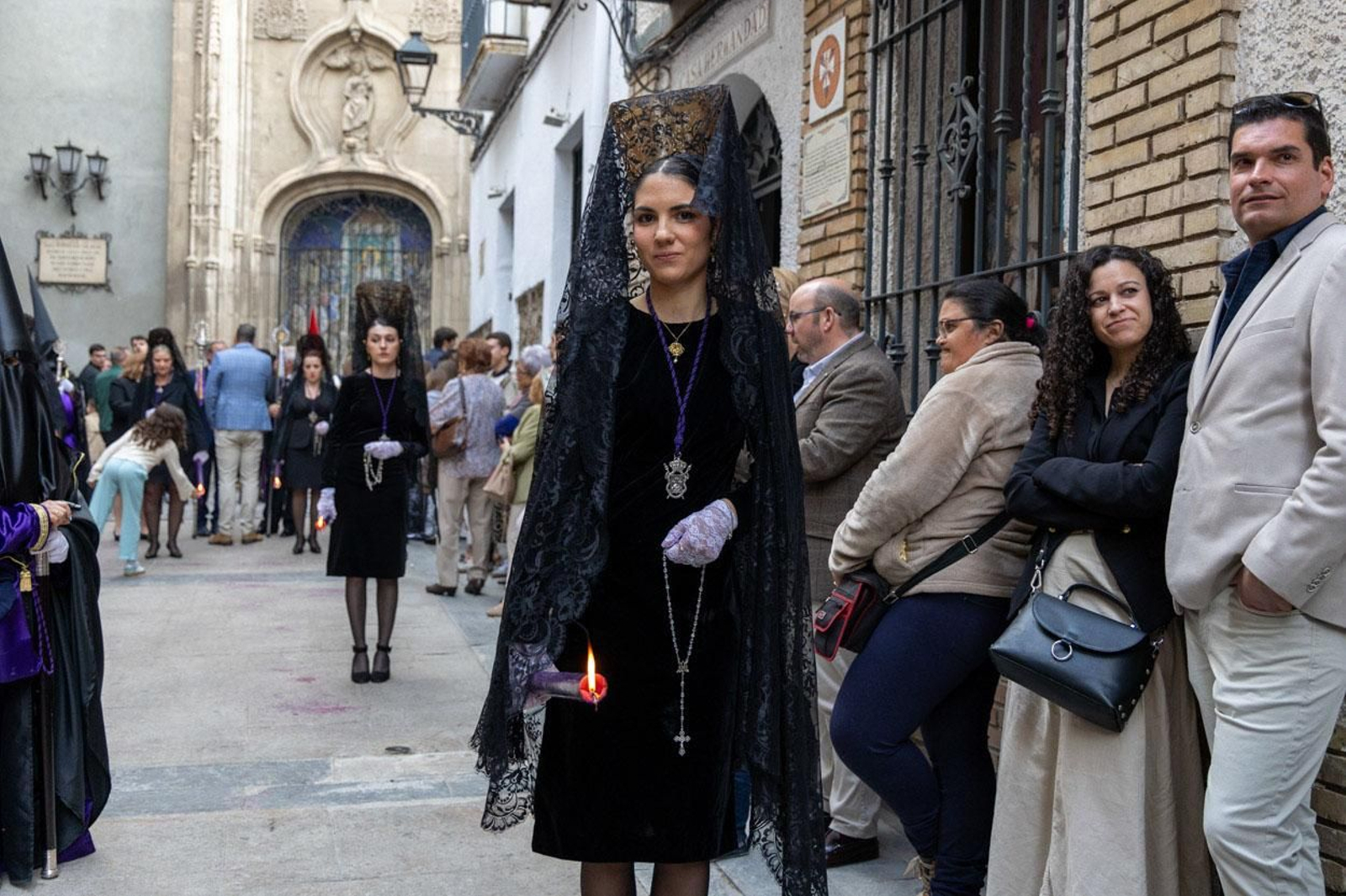 Los jiennenses arropan a las tres cofradías de la tarde en un Domingo de Ramos más caluroso de lo esperado (II)