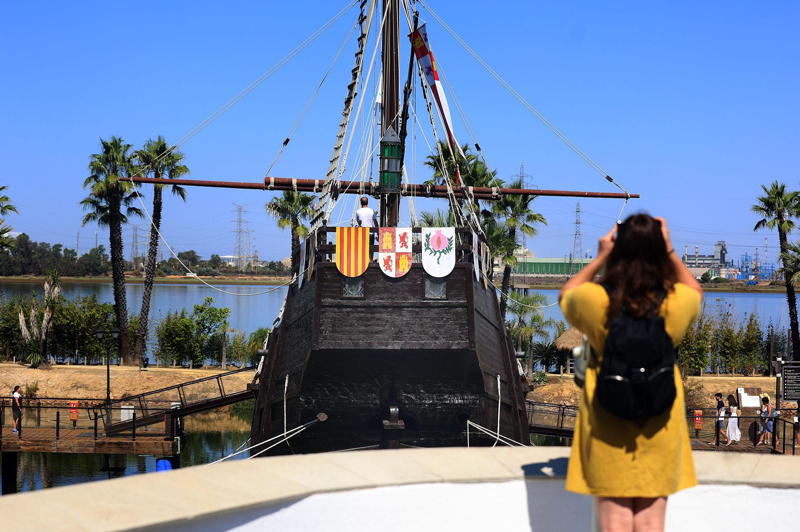 Imágenes de la Jornada de Puertas Abiertas del Muelle de las Carabelas con motivo del 3 de agosto