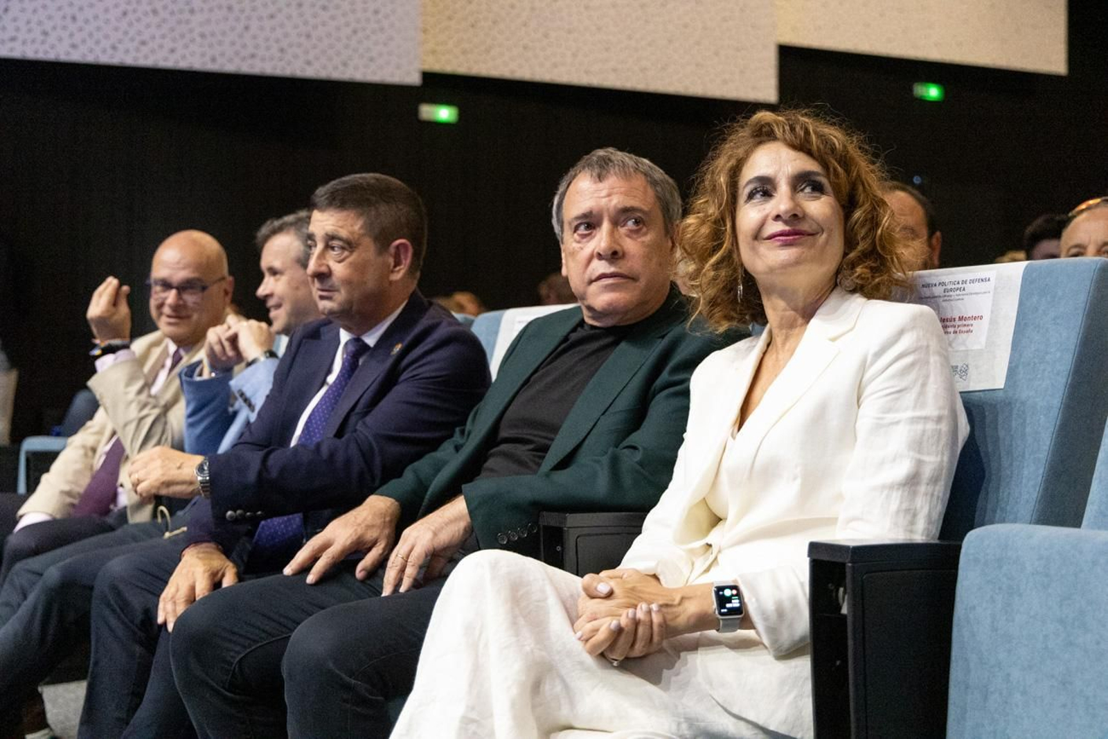 Apertura de la jornada "Nueva política de defensa. Una oportunidad de liderazgo y Autonomía Estratégica para la Industria Española"