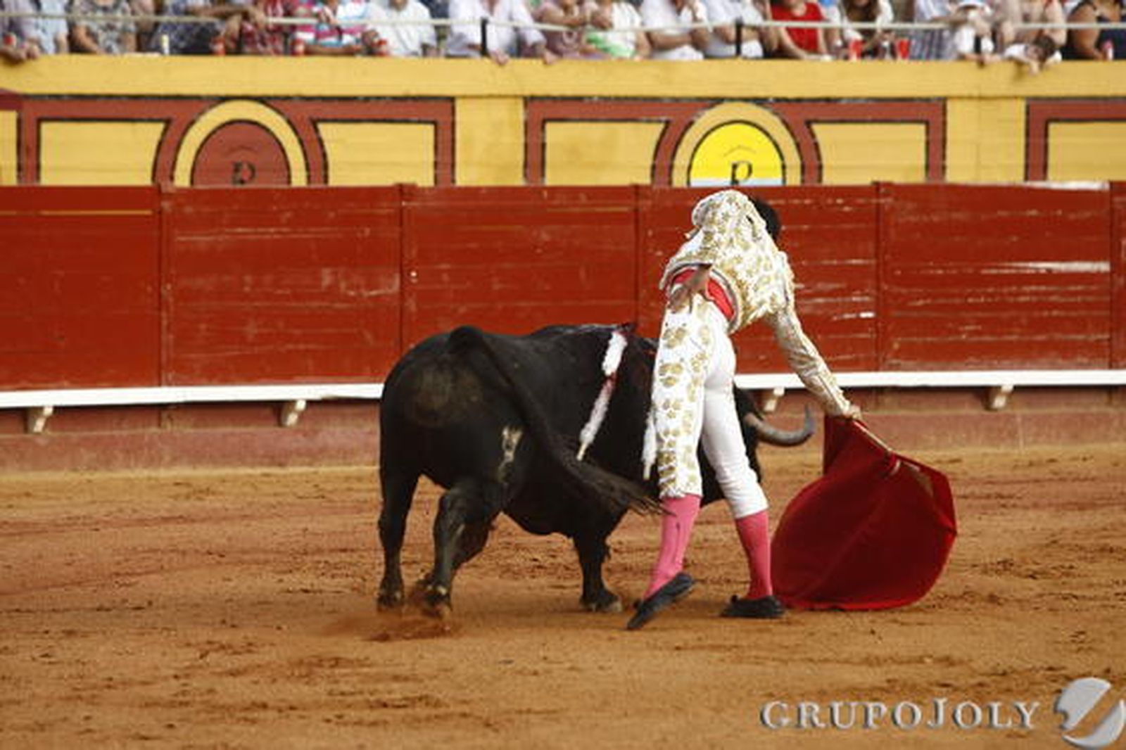 Talavante, Vega y Padilla, buenas faenas en Las Palomas.

Foto: Erasmo Fenoy