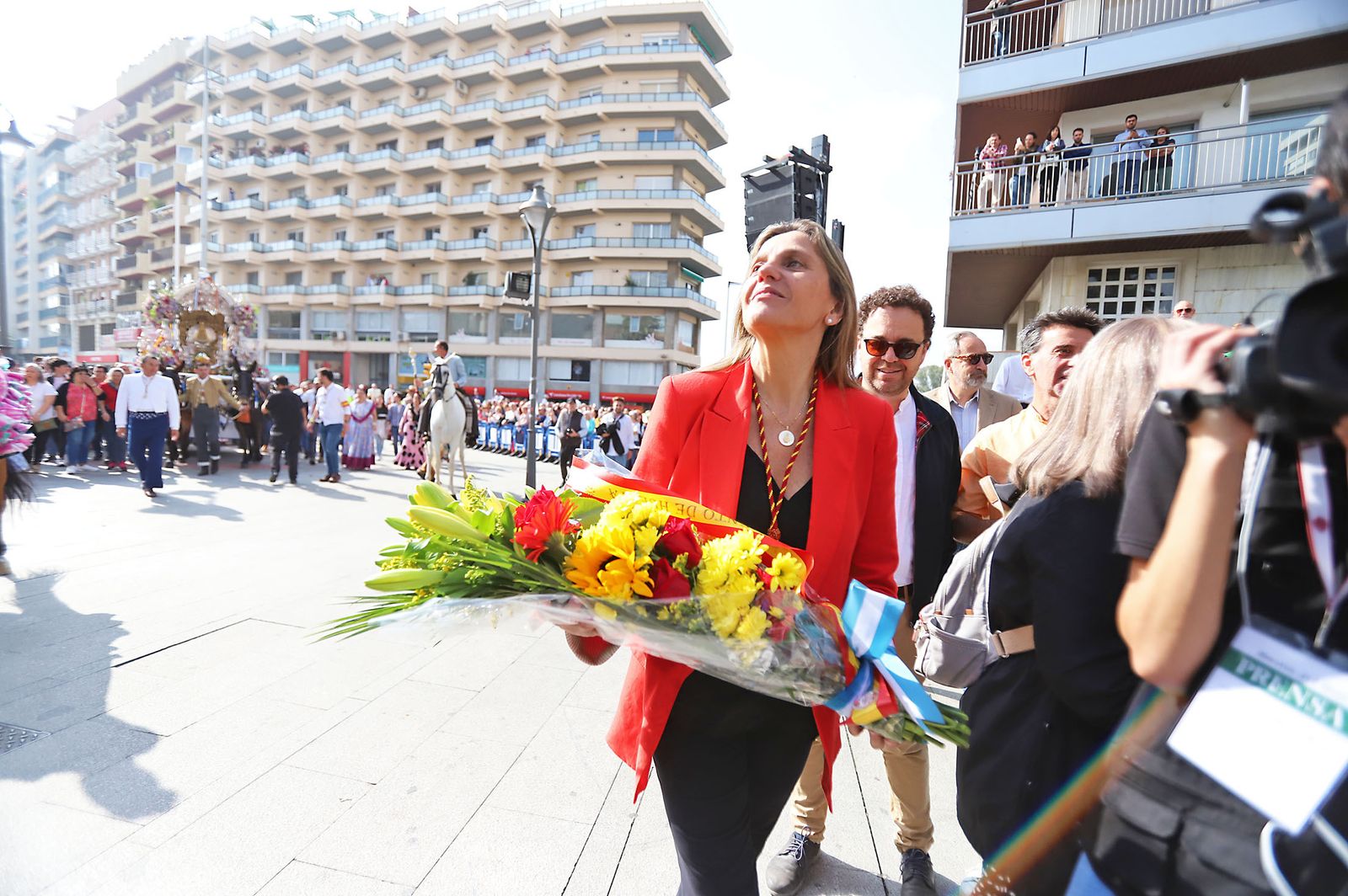 El Rocío 2023: Imágenes de la Hermandad de Emigrantes en su salida de Huelva