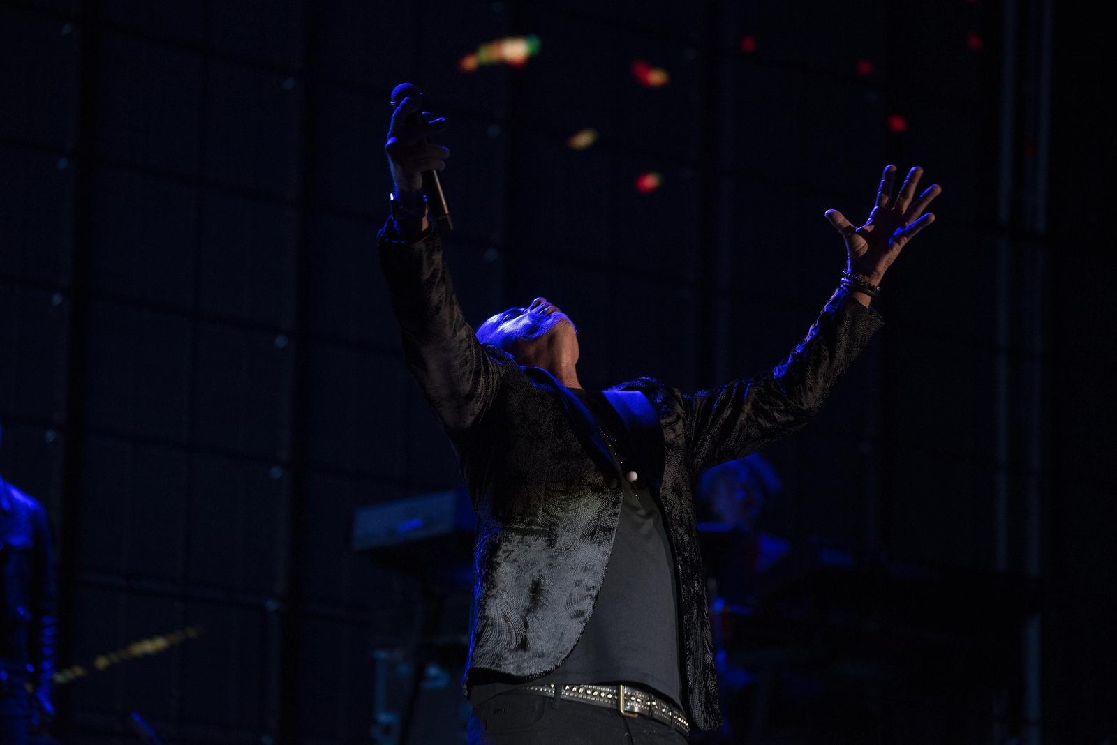 Las imágenes del concierto de Eros Ramazzotti en Sevilla