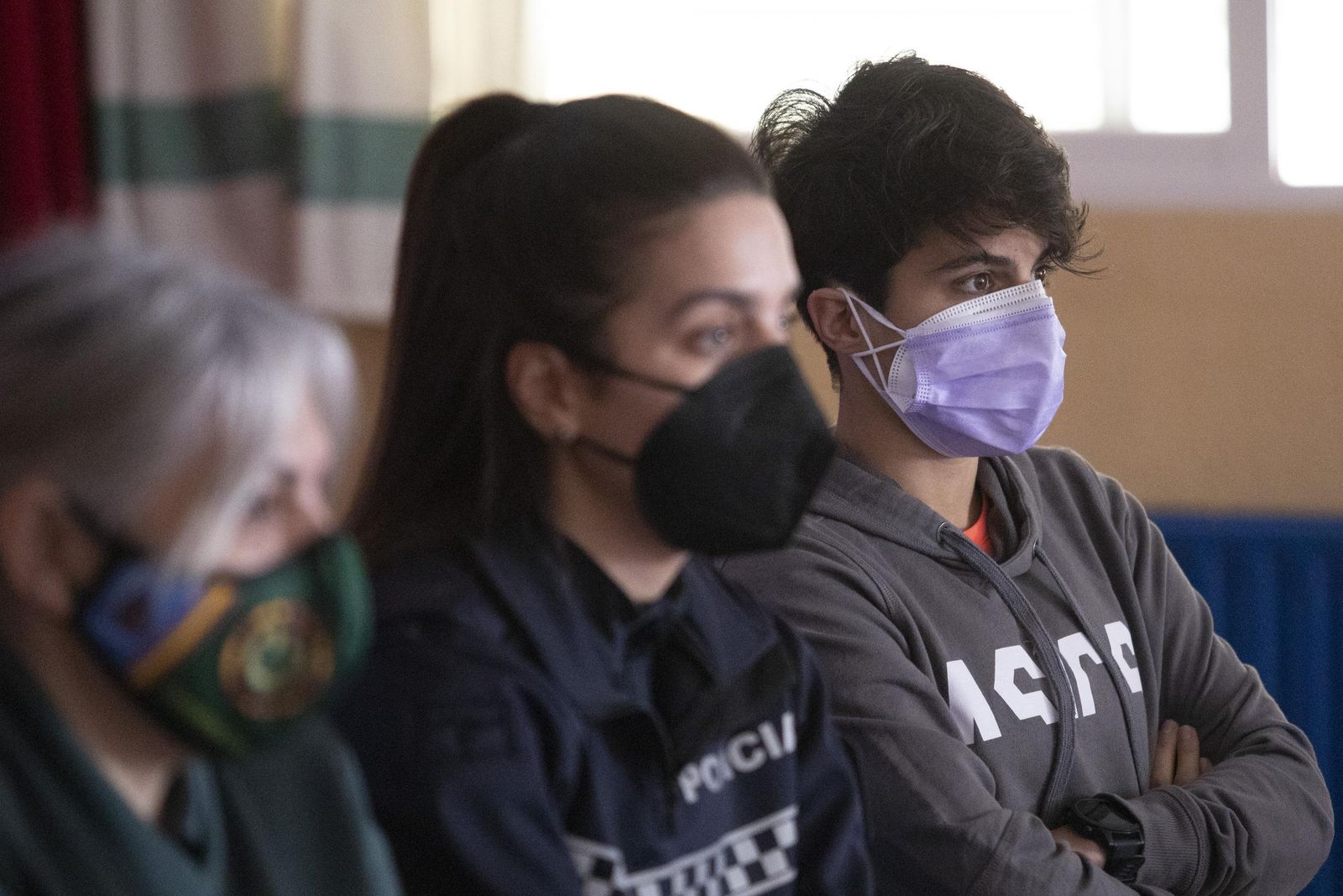 Fotogalería de la charla sobre la igualdad de cuatro mujeres en el CEIP Manuel de Falla de Peligros por el 8M 2021