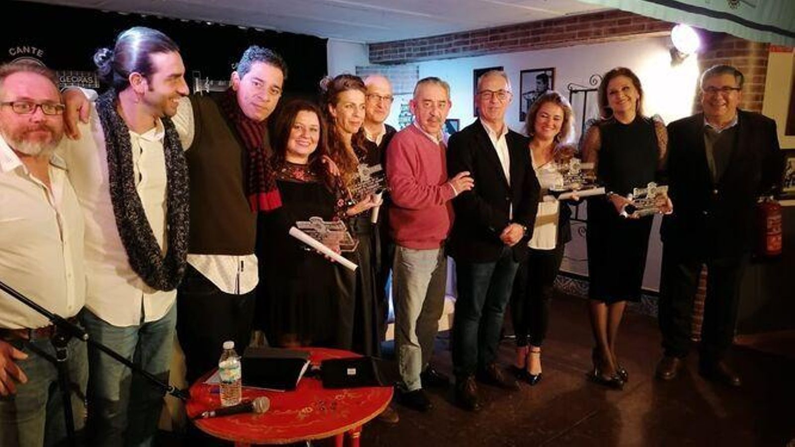 Miembros de la sociedad del Cante Grande.