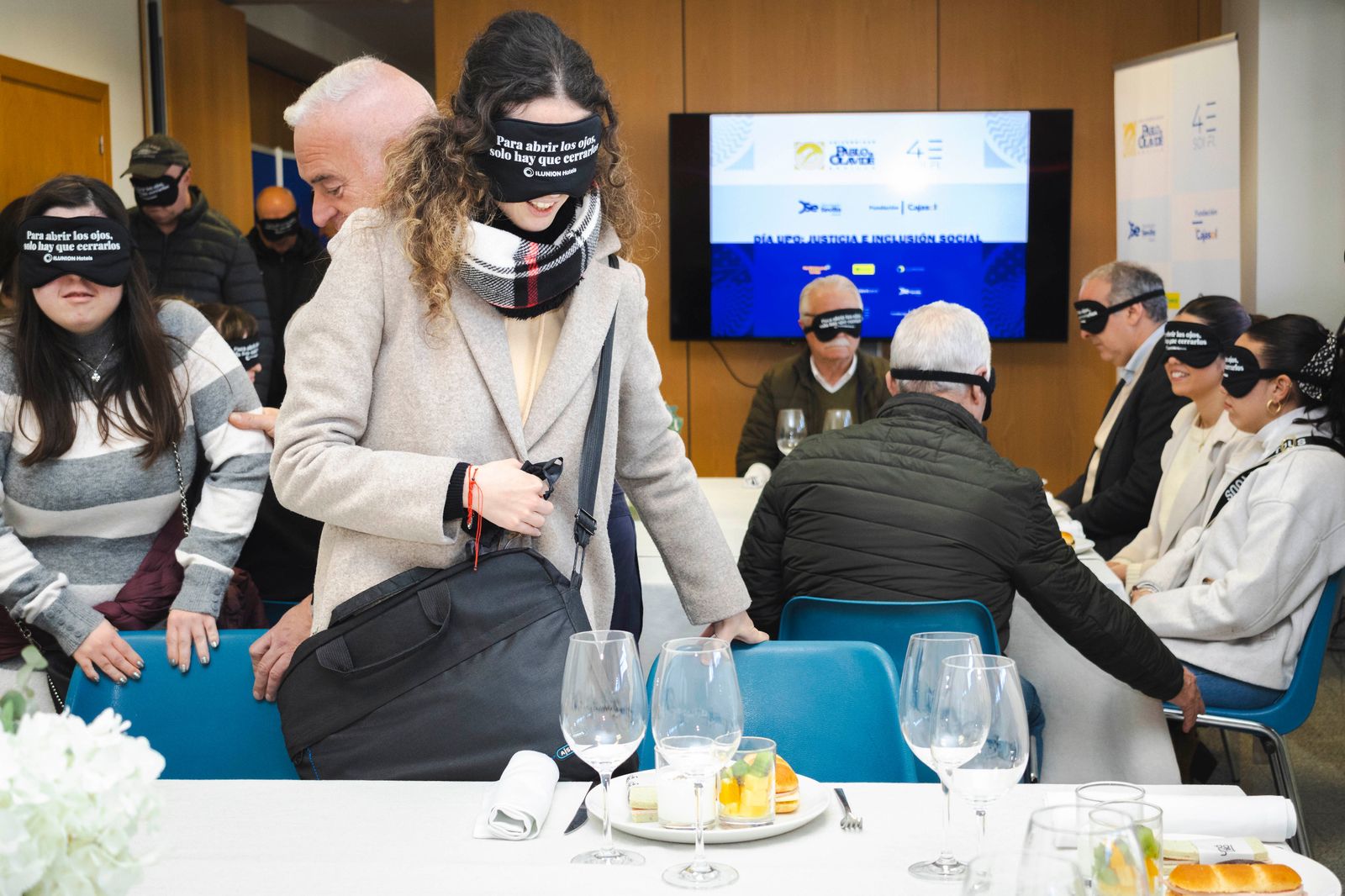 Estudiantes de la UPO en una de las experiencias inmersivas