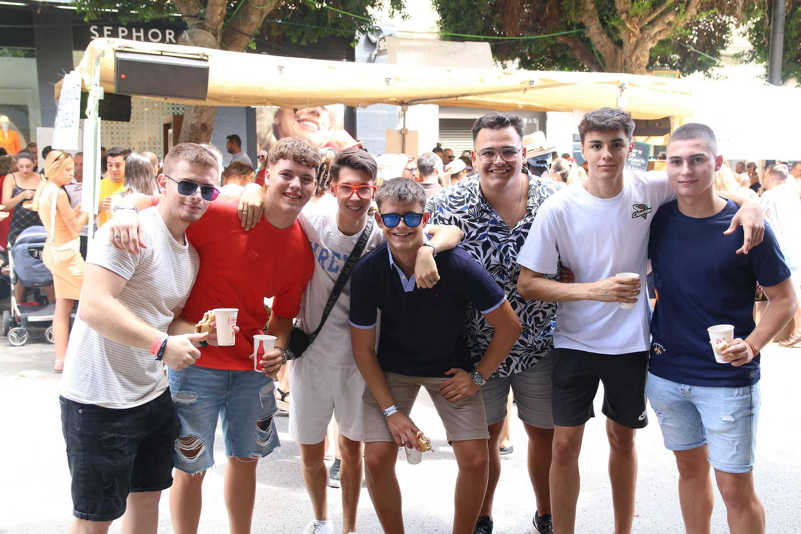 Diversión a chorros en este jueves de Feria de Mediodía