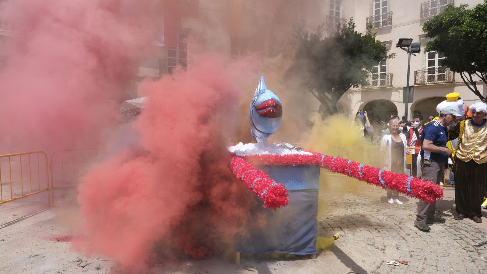Imágenes del Entierro de la Sardina. Carnaval de Almería.