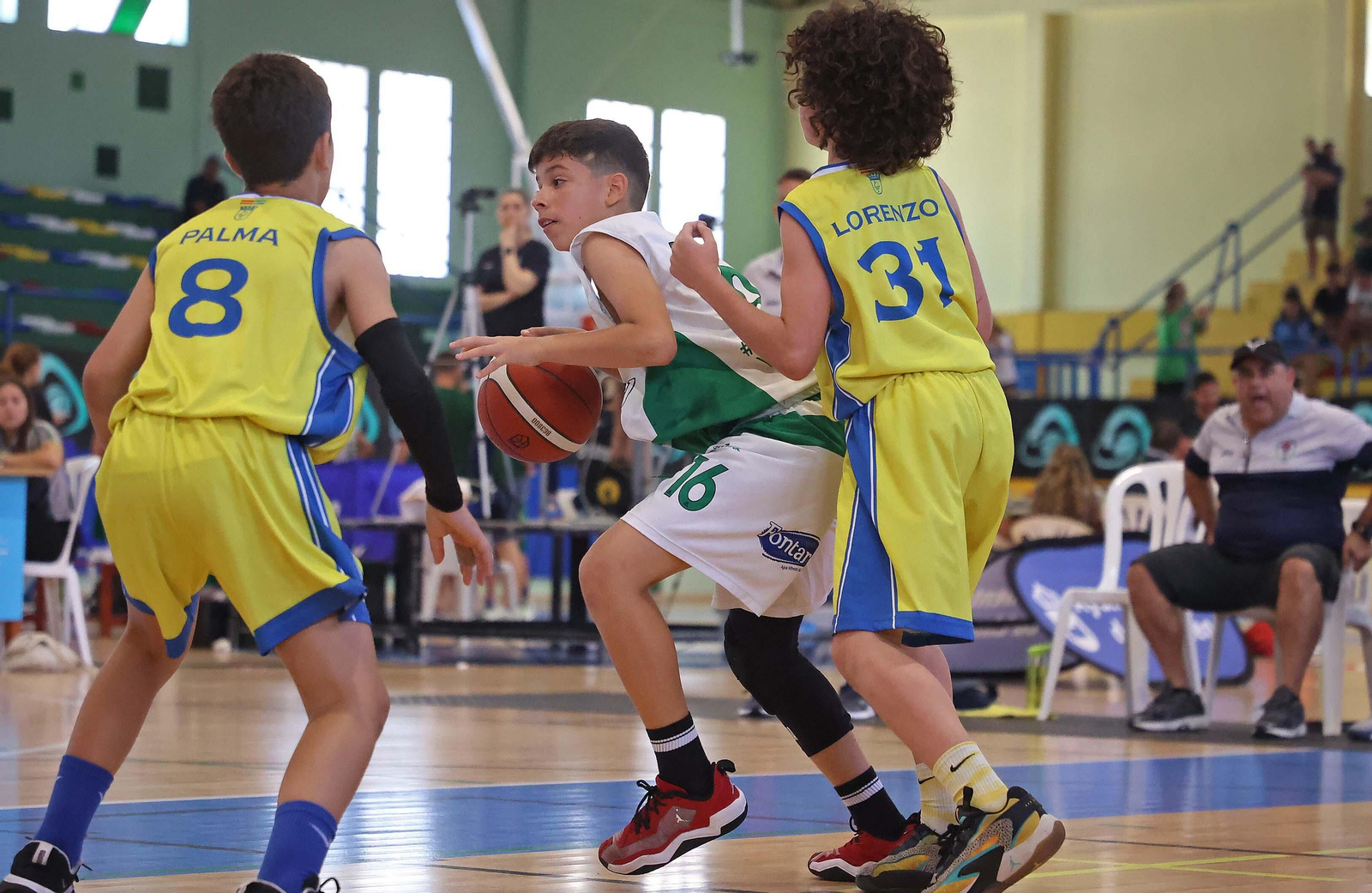 Fotos de la final del Cadeba minibasket masculino en La Línea