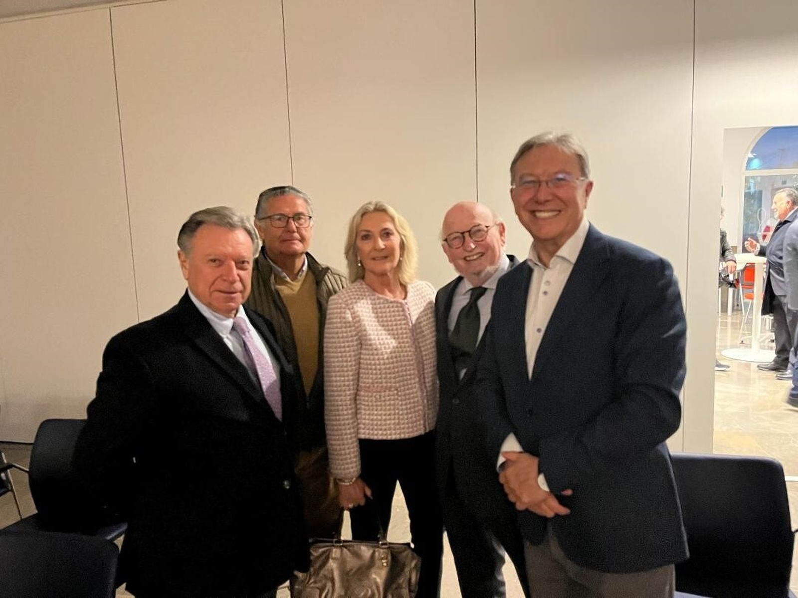 Manuel González Macías, Juan Manuel Moreno, Lourdes Serrano, Enrique García-Agulló y Pepe Ruiz Navarro.