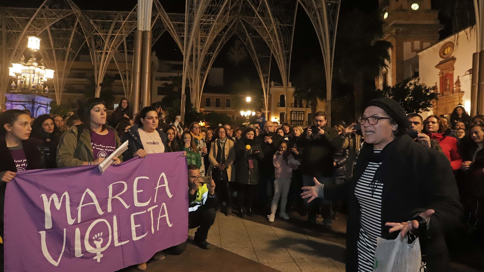 Concentraciones contra la violación de una menor en Algeciras