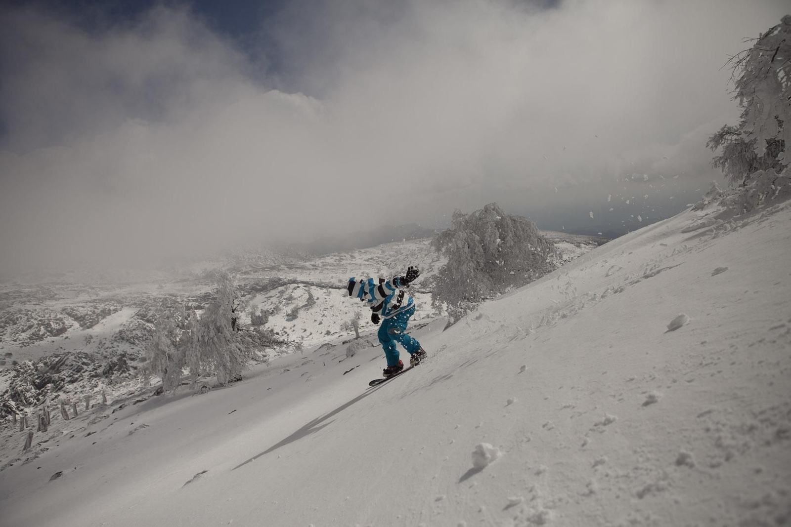 Deportes de esquí en la Sierra de las Nieves tras una copiosa nevada