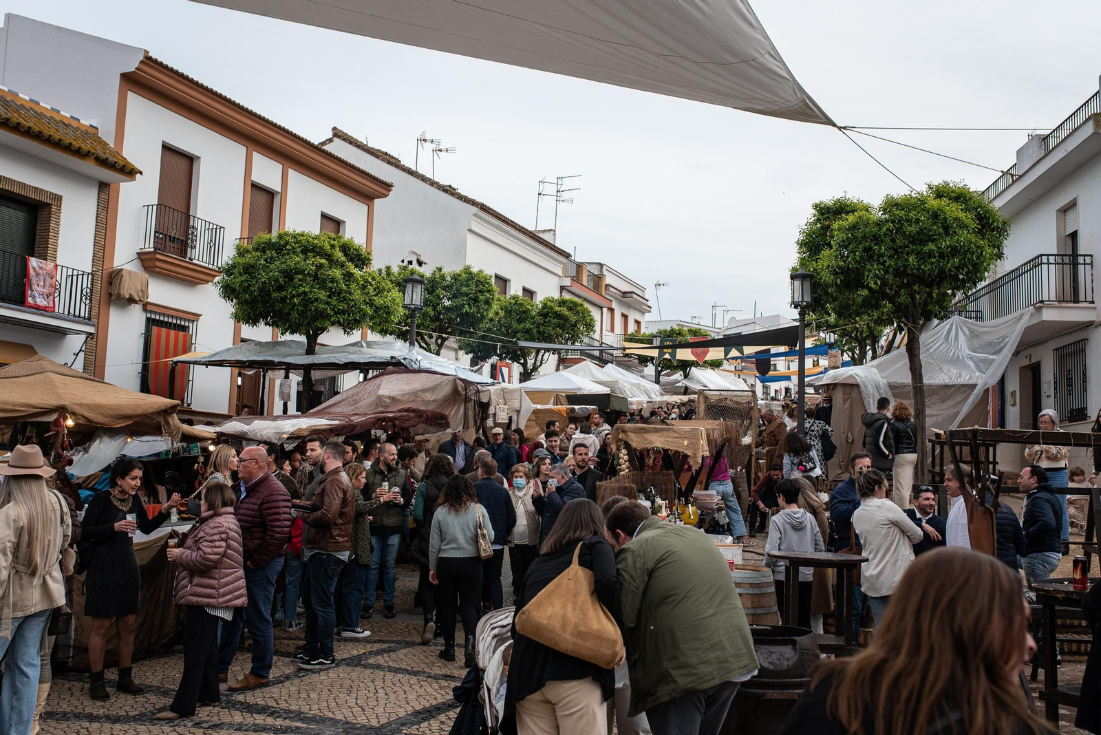 Imágenes del ambiente en la Feria del Descubrimiento de Palos de la Frontera