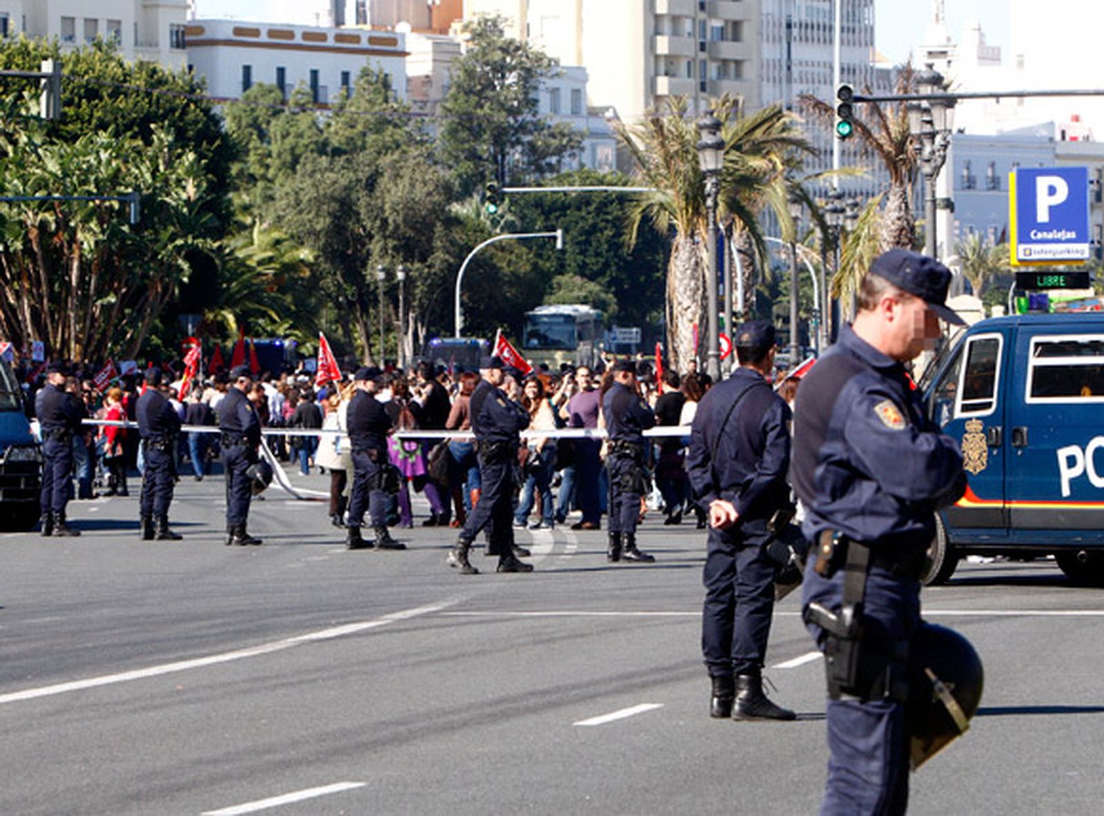 Elogio del trabajo y desprecio de la cumbre