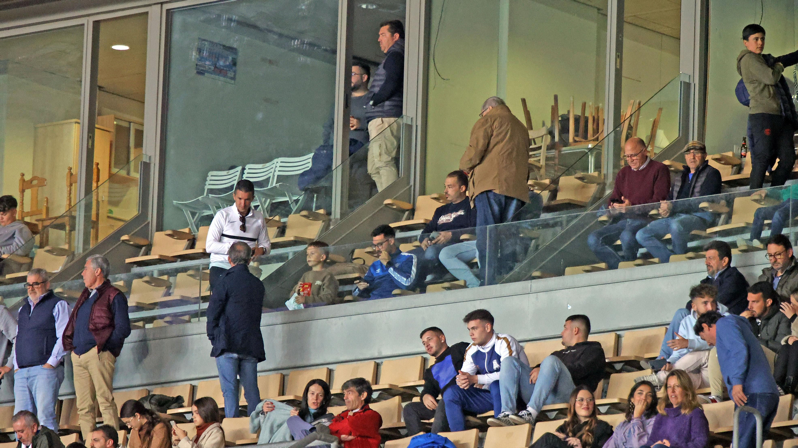Búscate en el Xerez DFC - Ceuta B en el Municipal de Chapín en Jerez