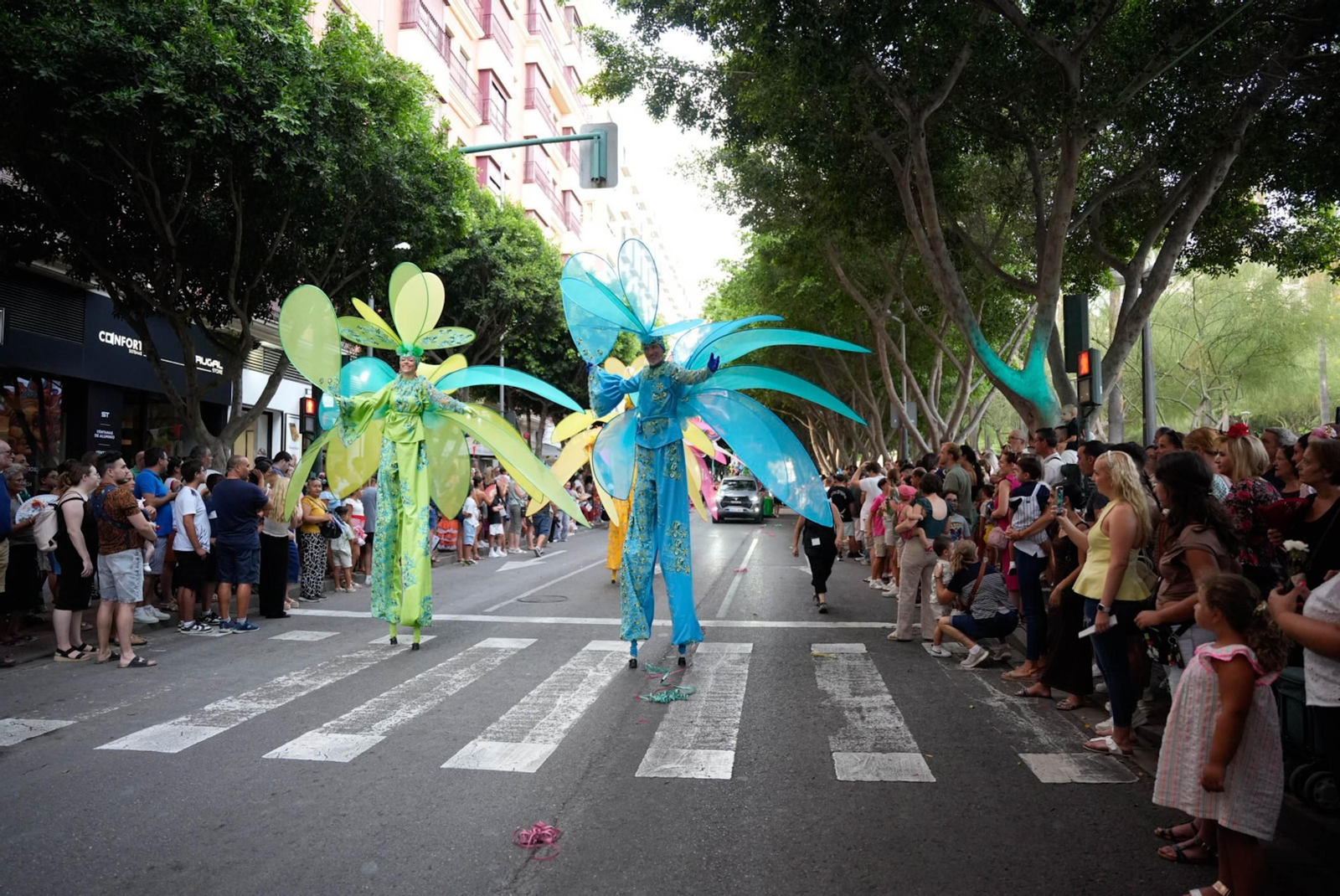 Así se ha vivido la Batalla de Flores en la Feria de Almería
