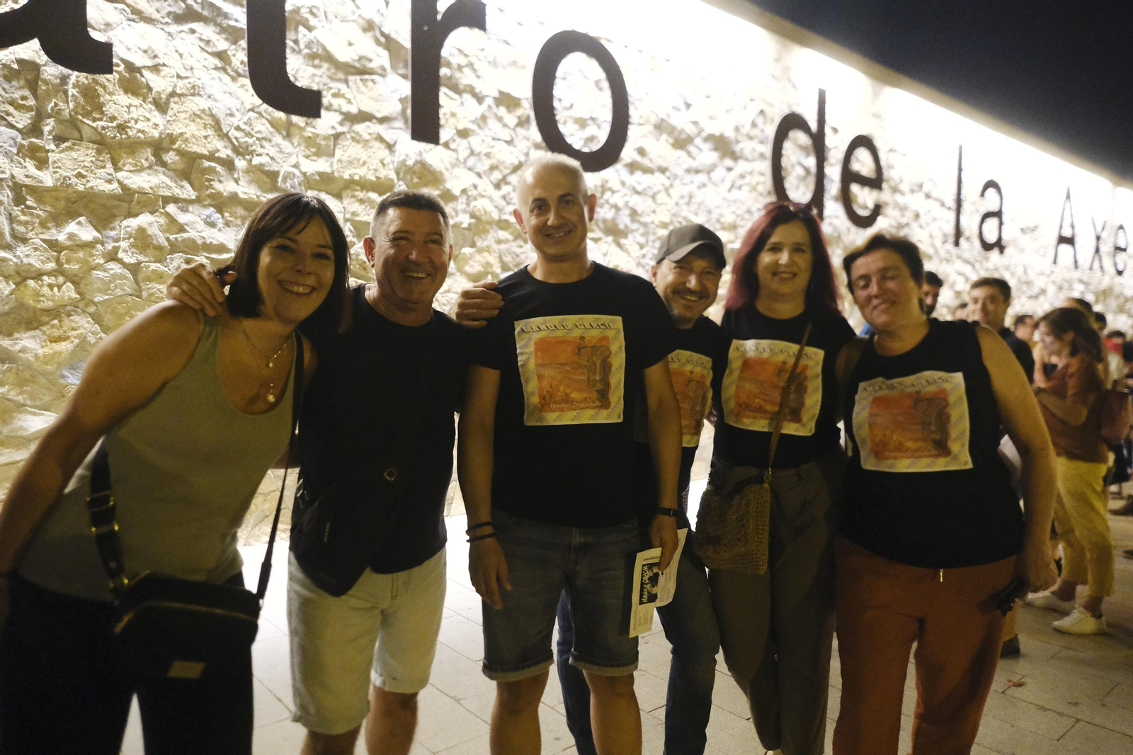 El concierto de Manolo García en el teatro de la Axerquía de Córdoba, en fotografías