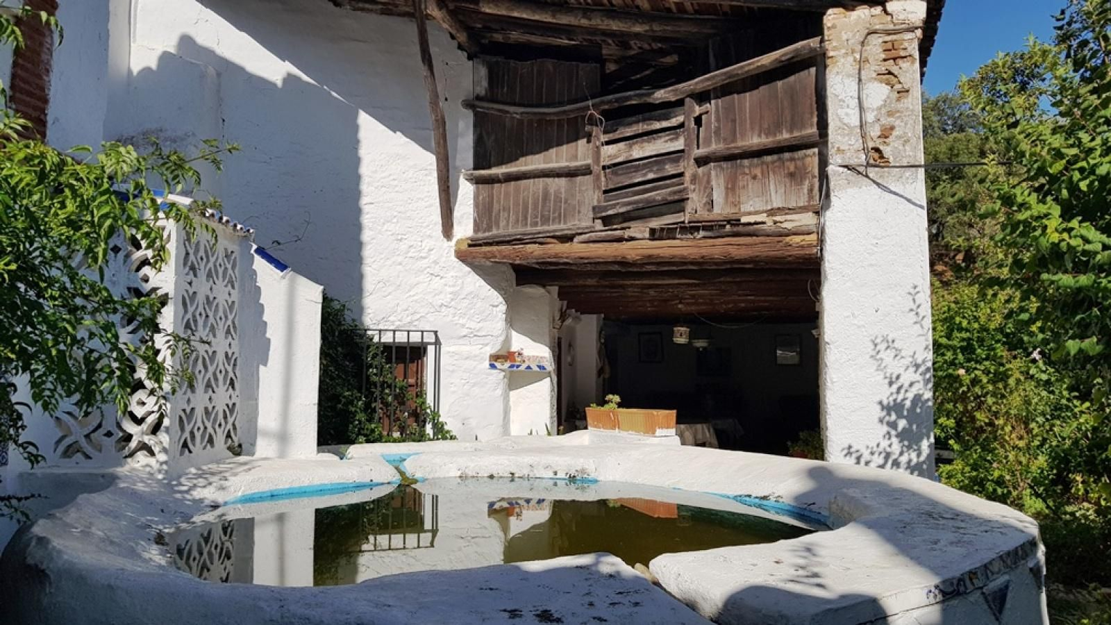 Dormir en un antiguo molino en Linares de la Sierra