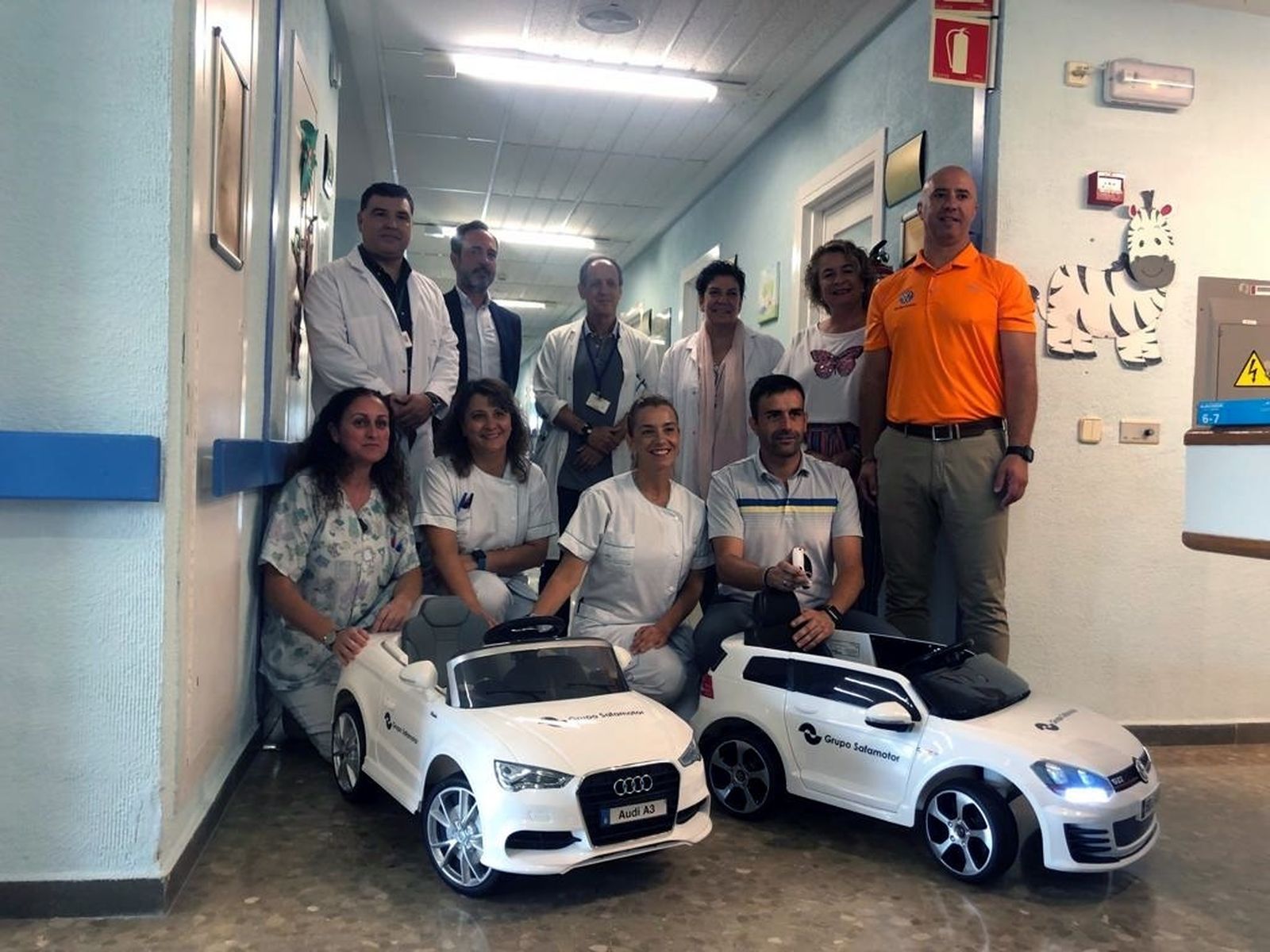 Los mini coches donados al hospital
