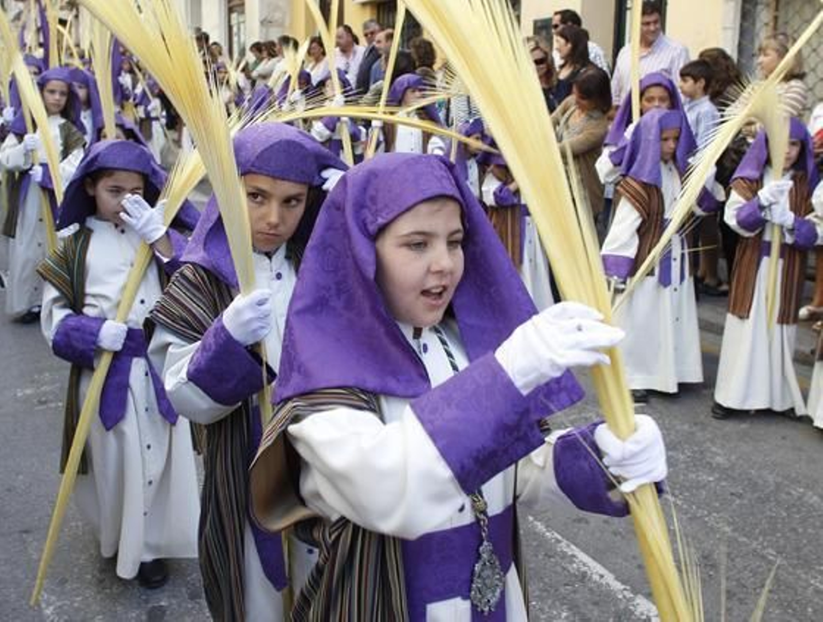 El buen tiempo acompaña a las procesiones en este primer día de Semana Santa

Foto: Sergio Camacho