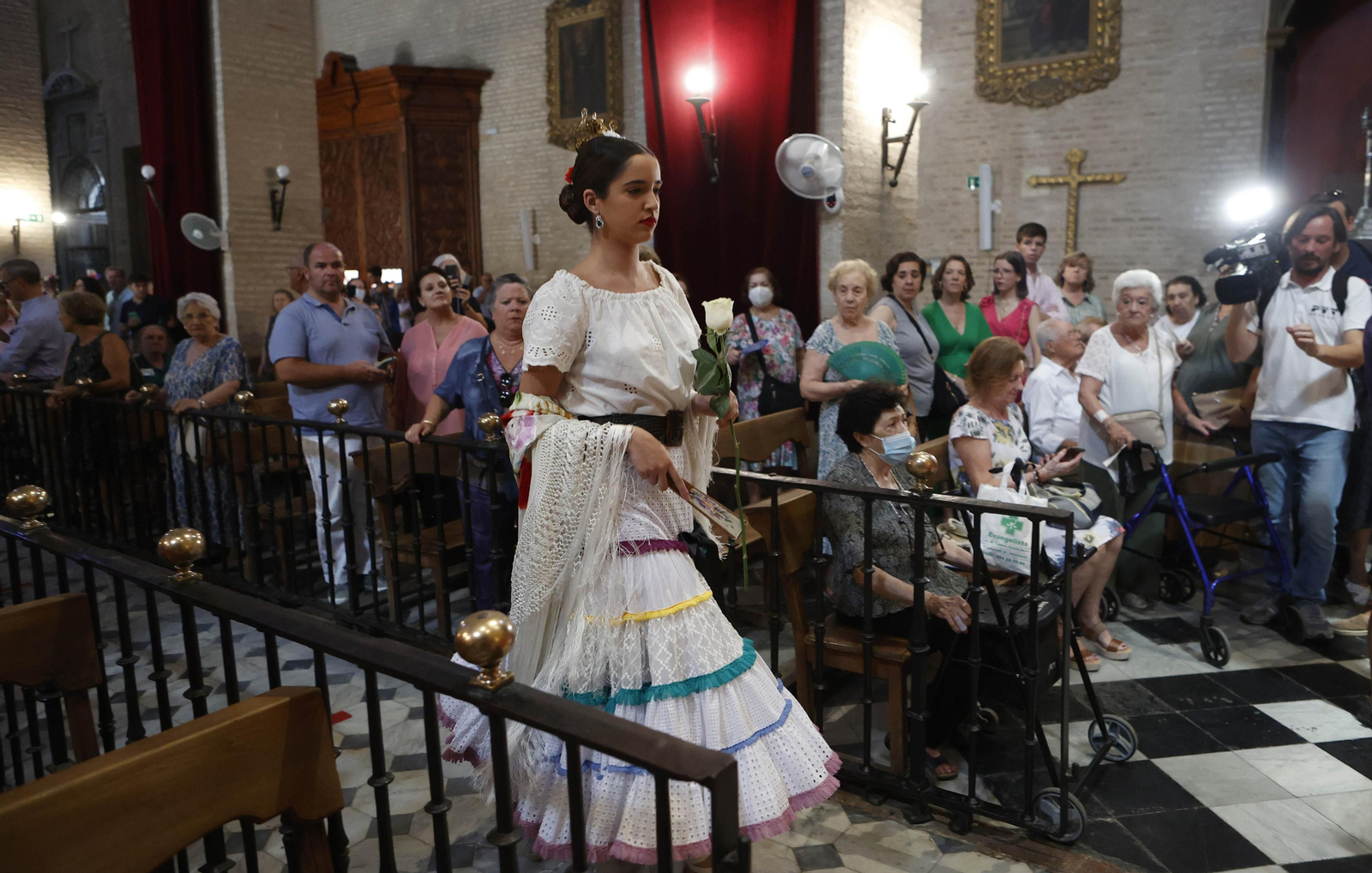 Broche flamenco en Santa Ana para terminar  la Velá