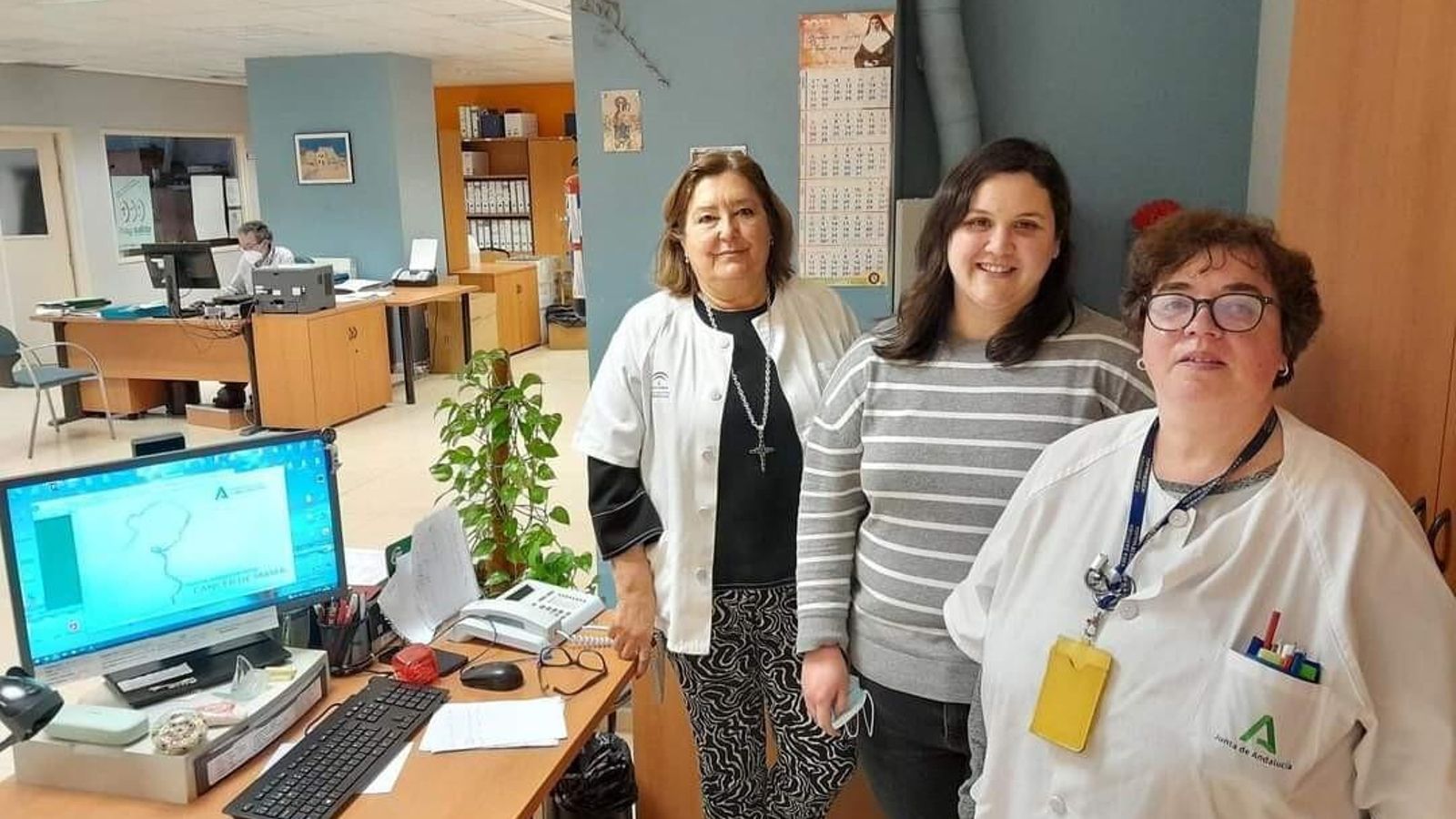 Durante la implantación en el Hospital de Antequera.