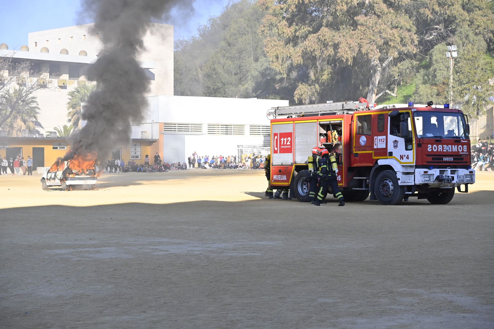 Imágenes del simulacro de incendio en el Funcadia
